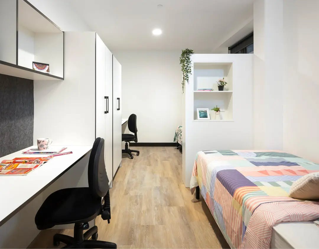 y-suites-on-waymouth-adelaide-Bronze Twin Studio