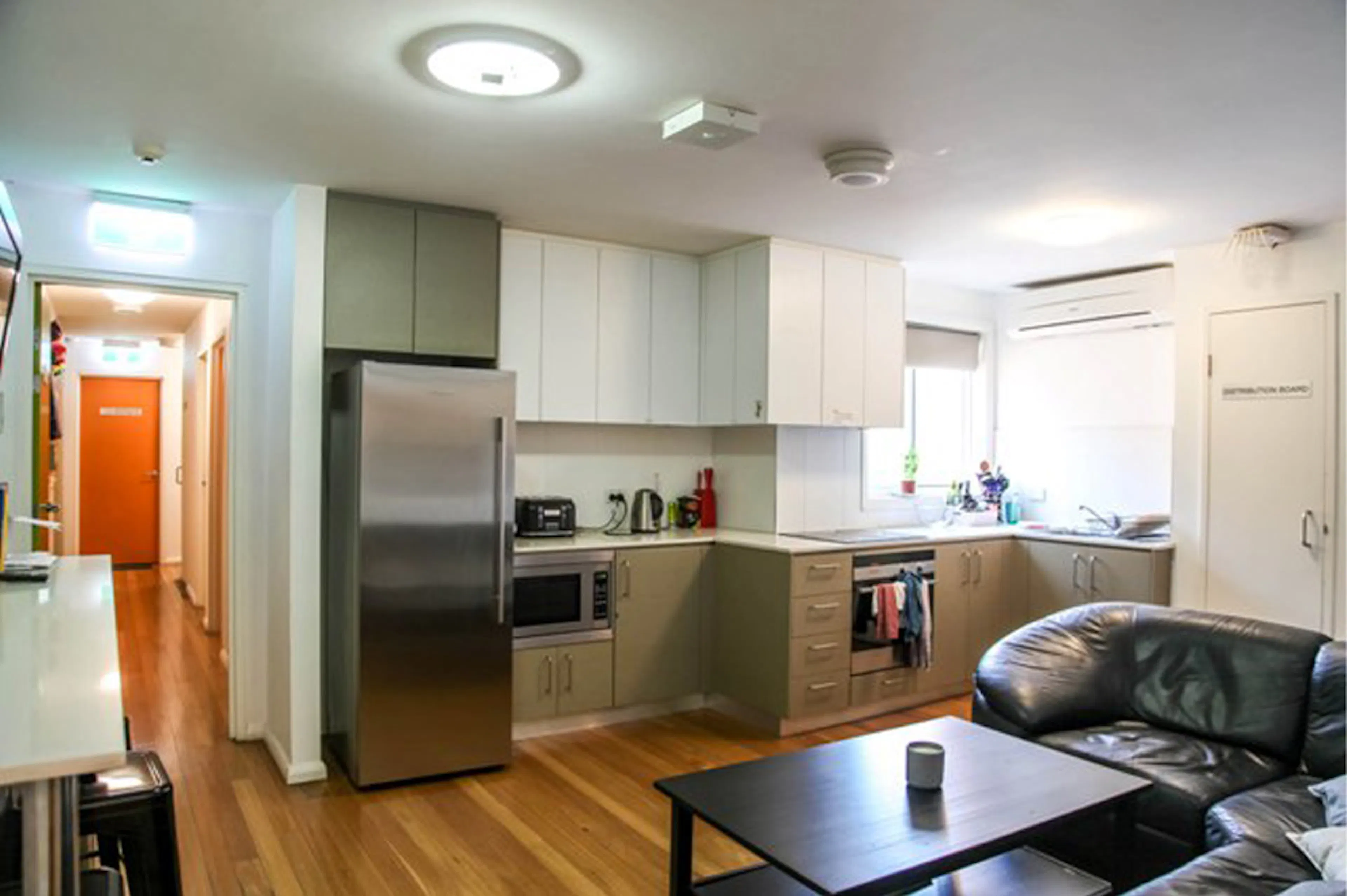 Single Room KITCHEN 2