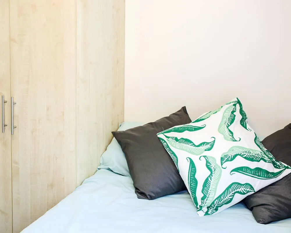 Two-Bed Flat ROOM 1