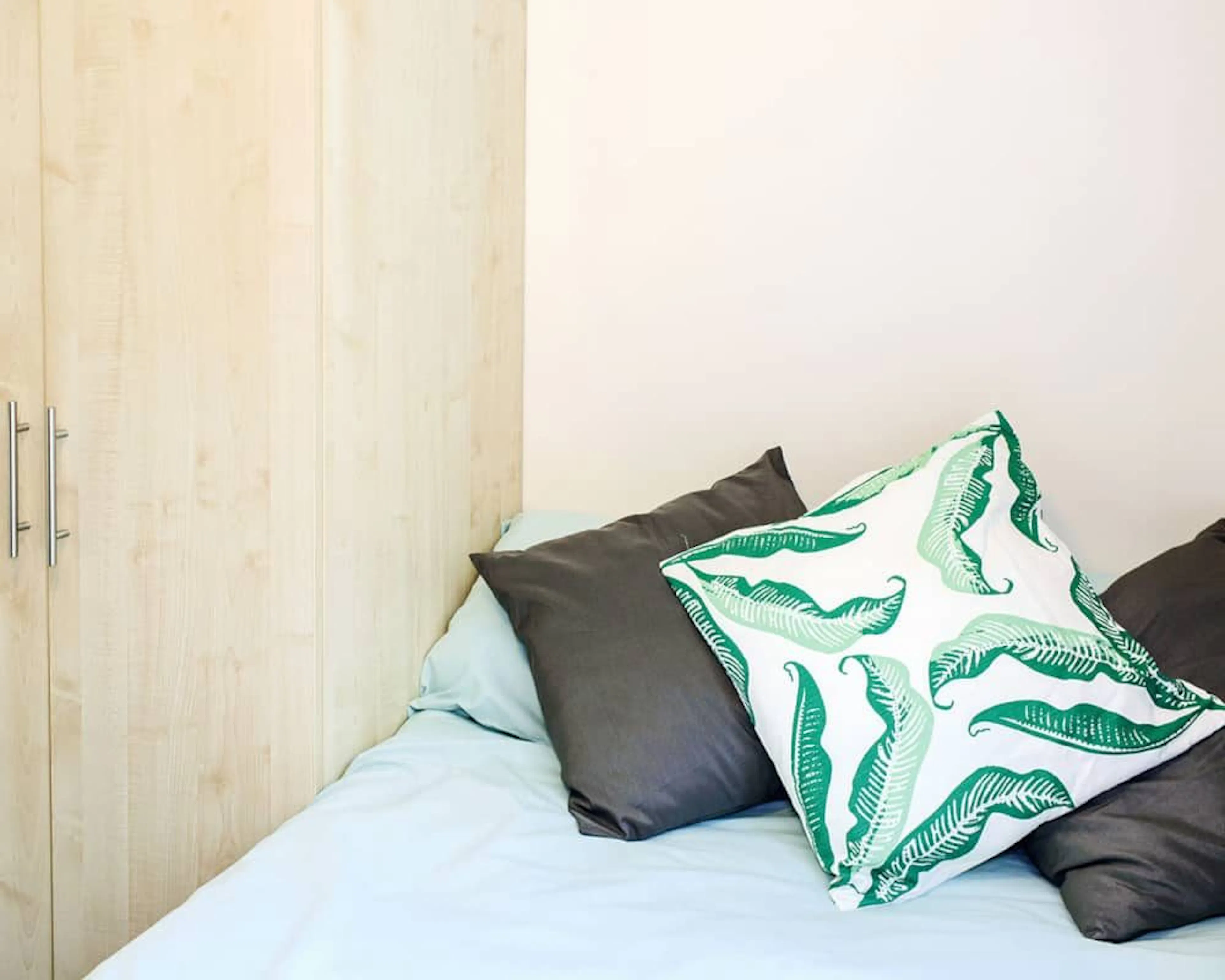 Two-Bed Flat ROOM 1