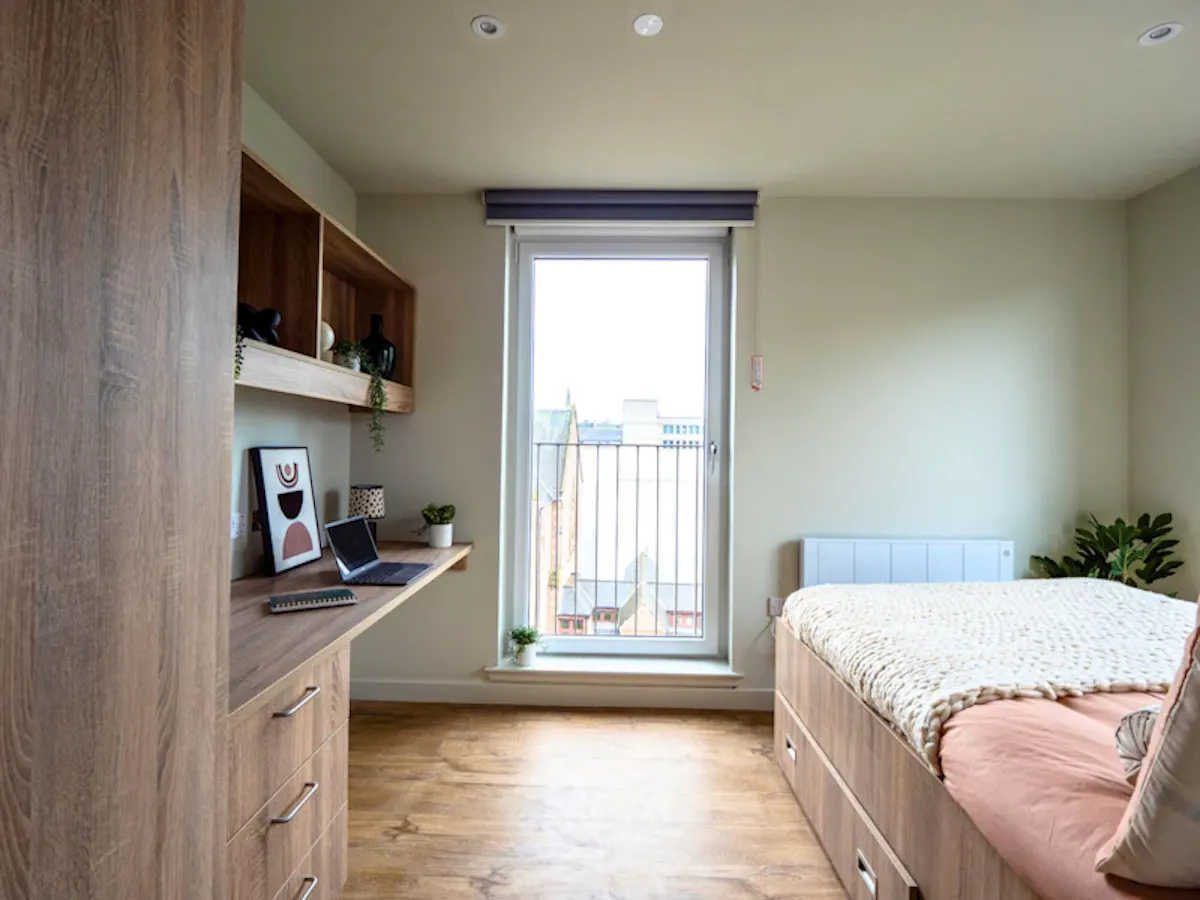 Two-Bed Apartment ROOM