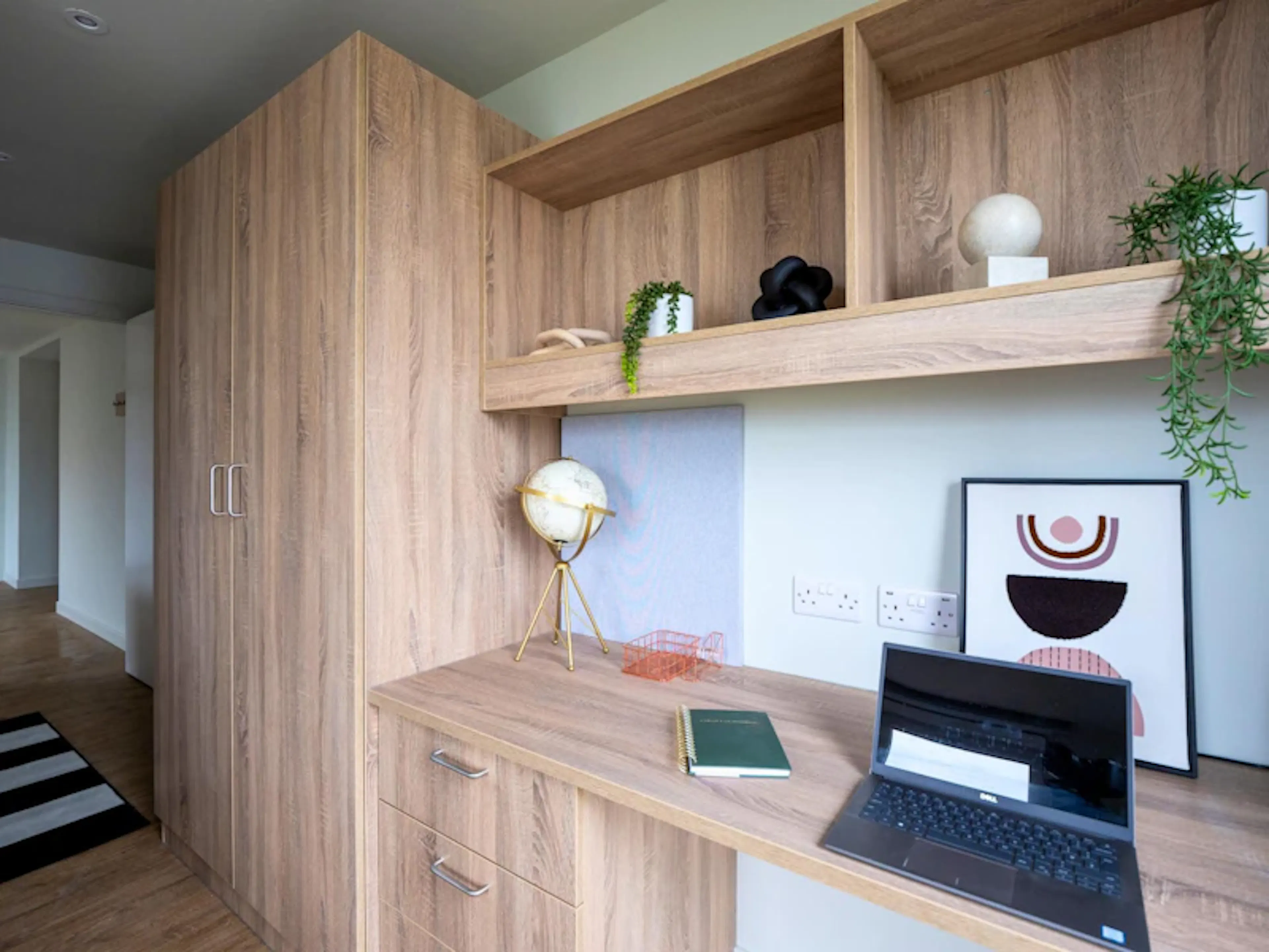 Two-Bed Apartment ROOM 1
