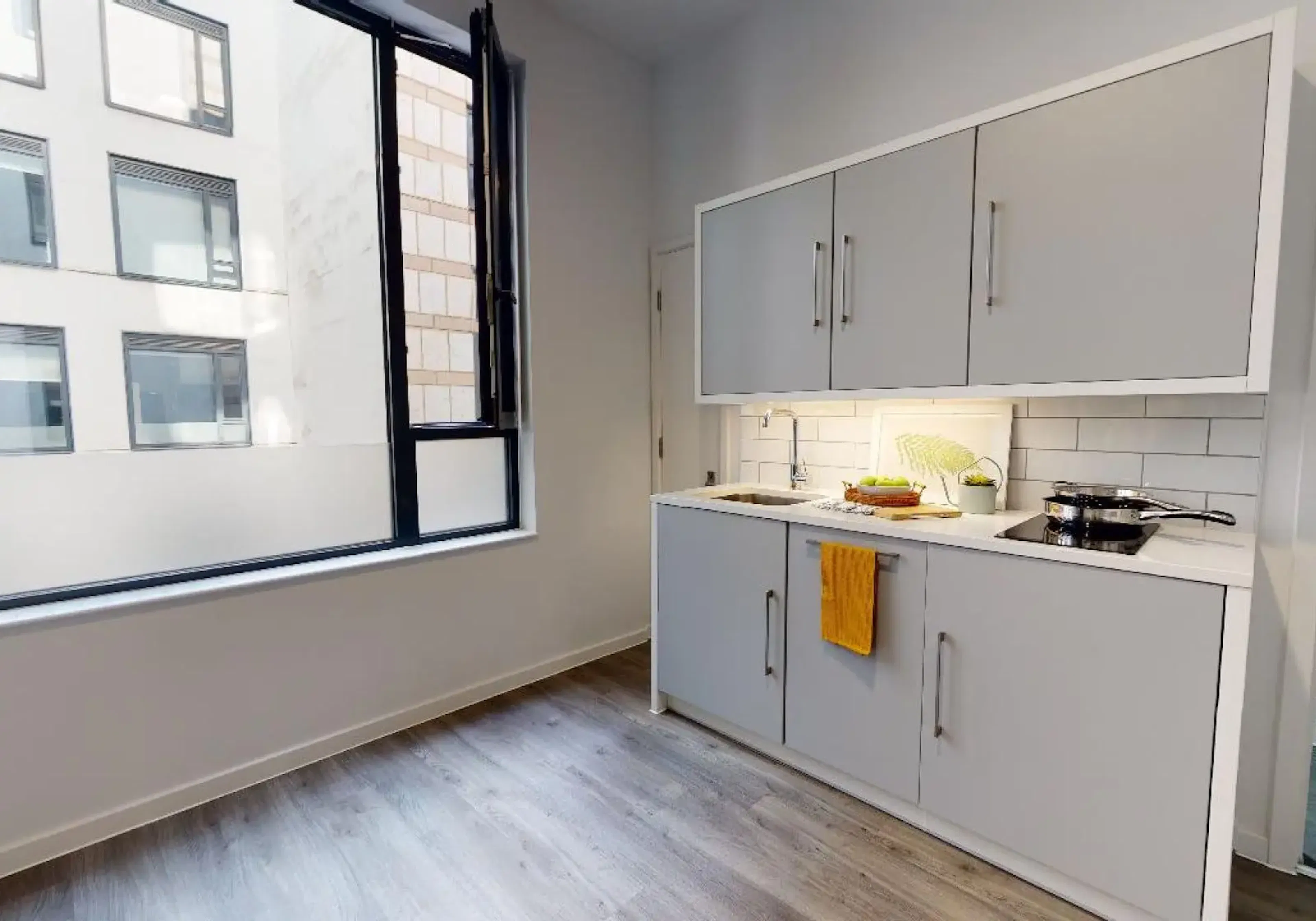 KITCHEN KITCHEN 4