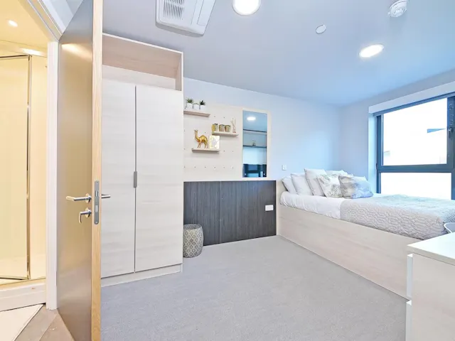 Two Bed Apartment room image 1