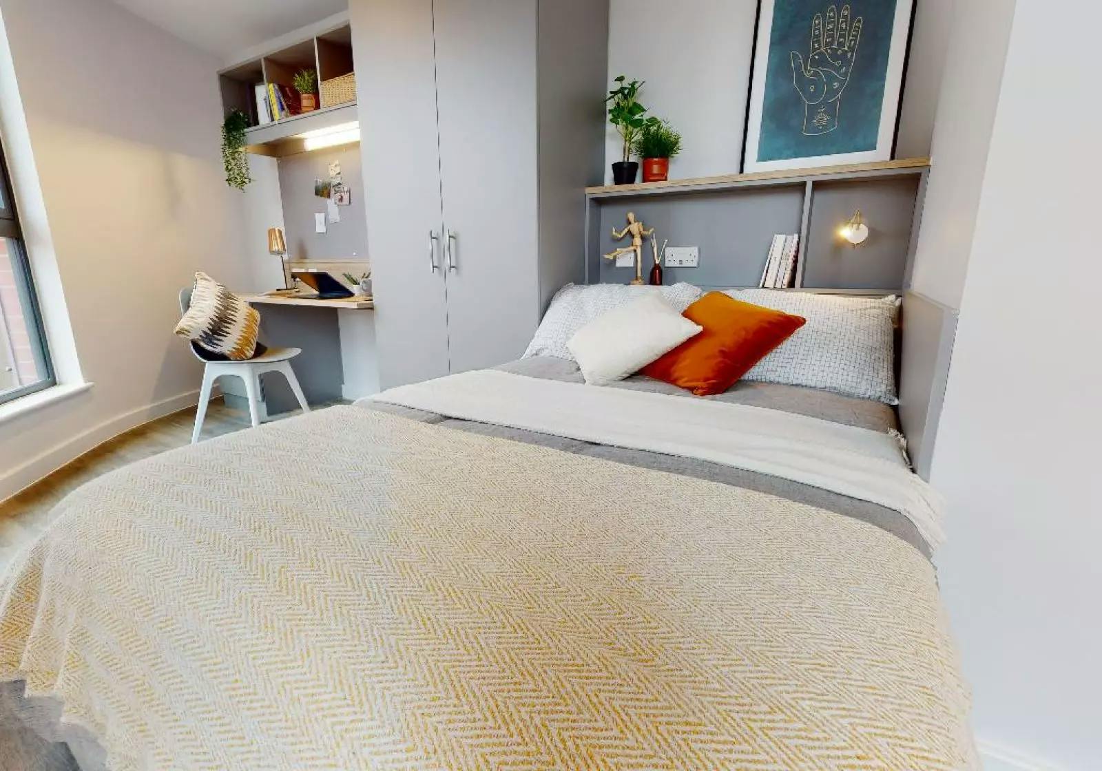 Two Bedroom Apartment Plus