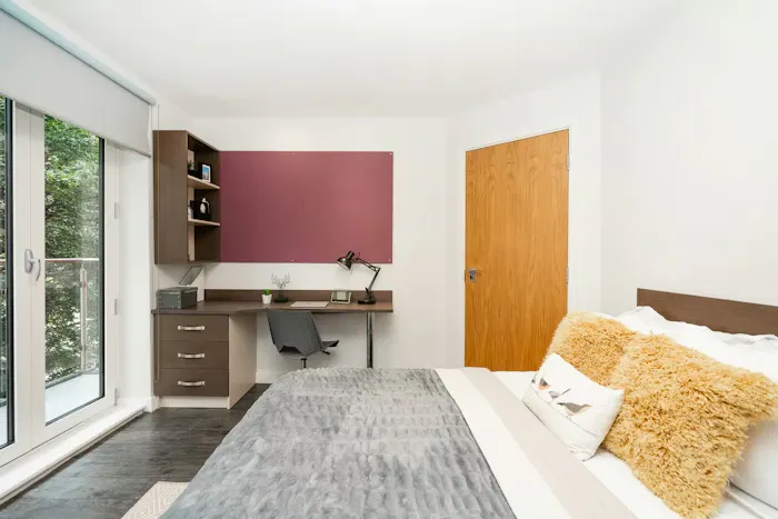 Two bed apartment (shared)