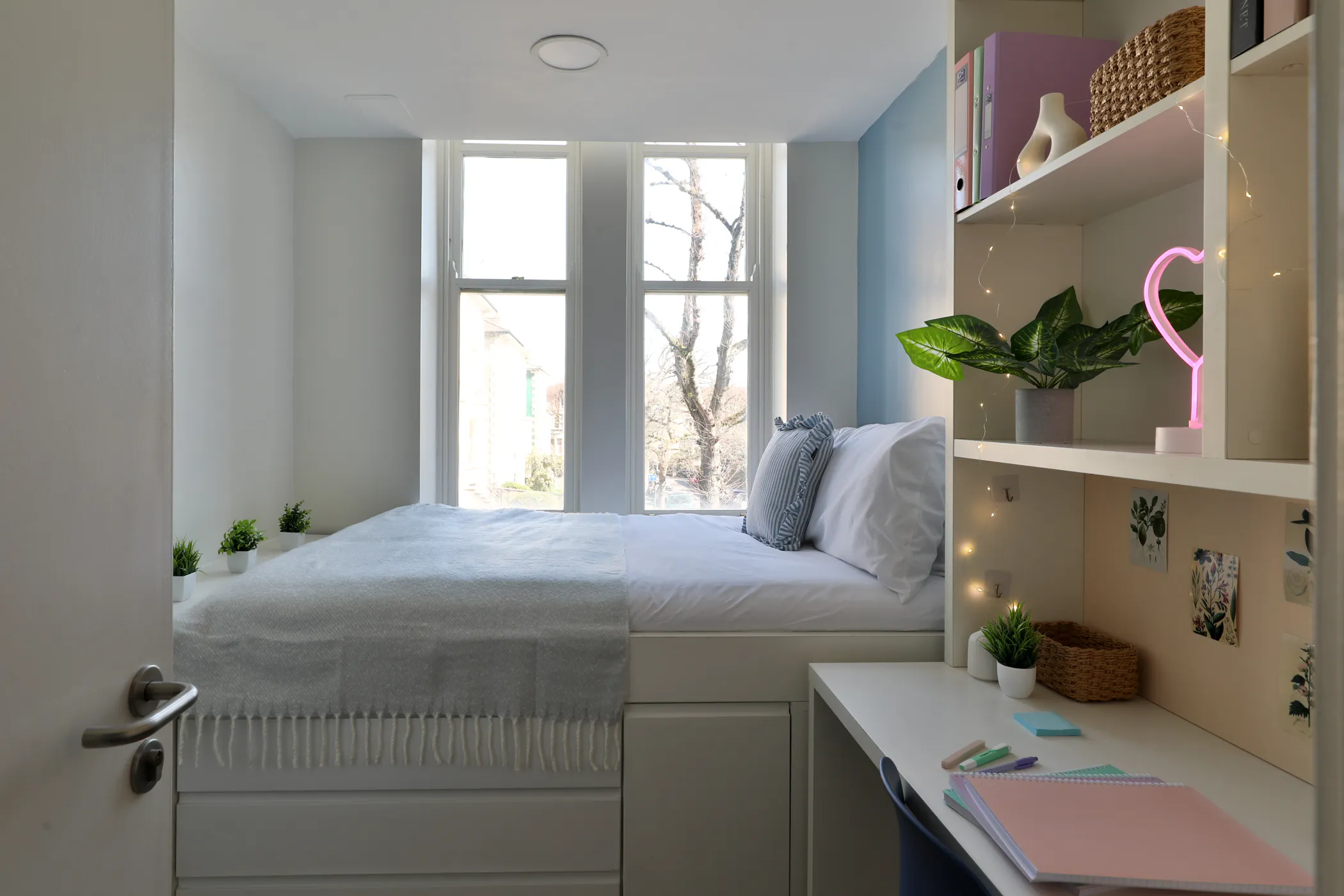 2 Bedroom Apartment