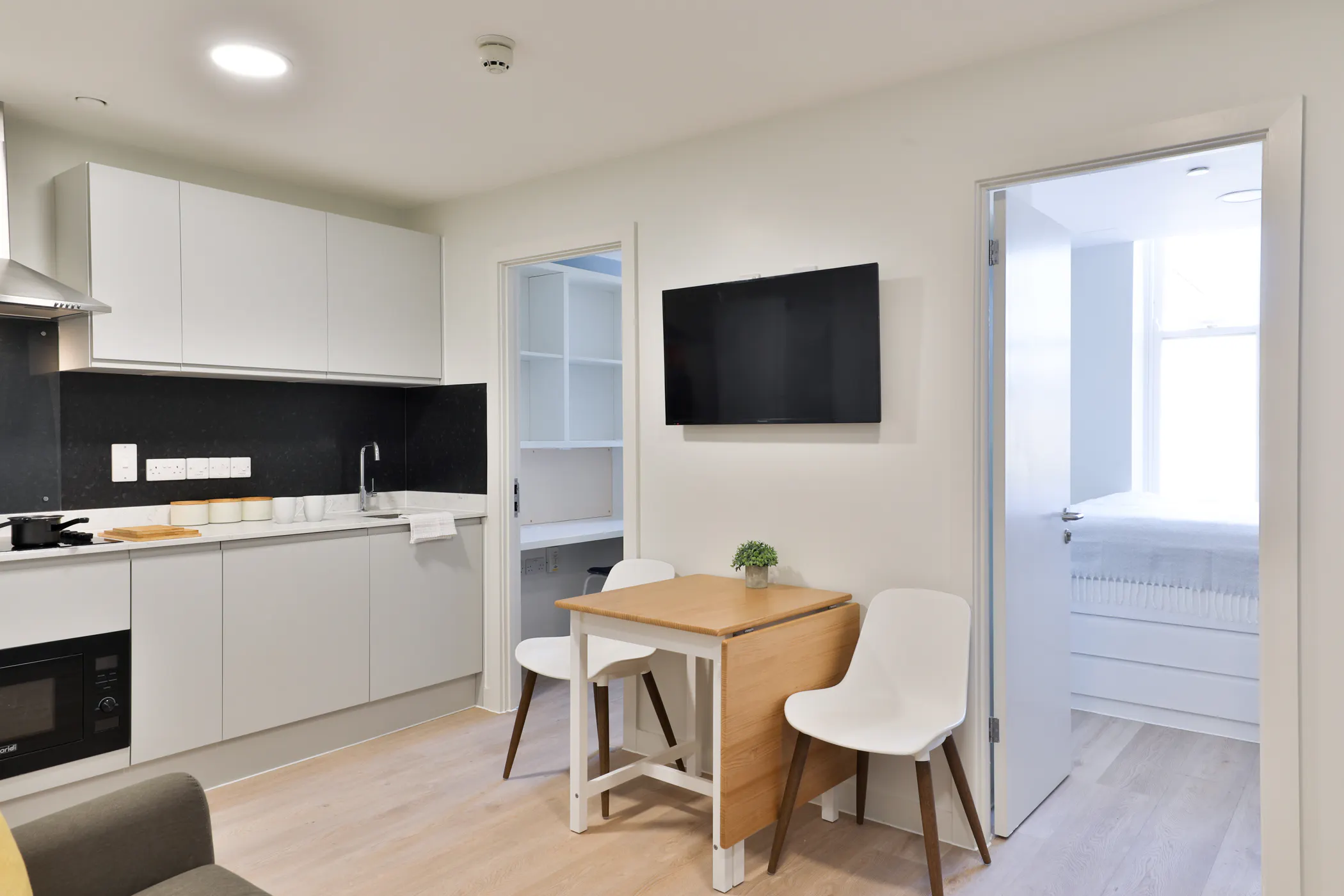 2 Bedroom Apartment