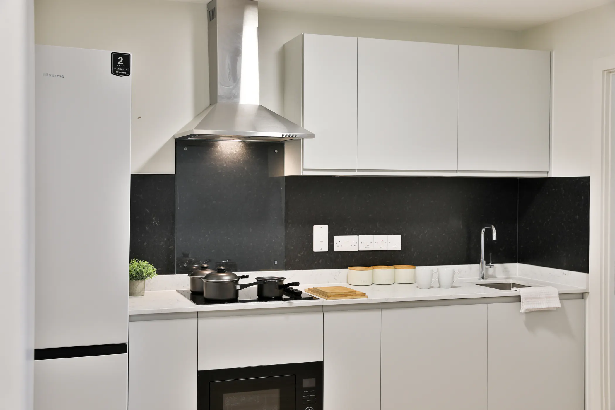 2 Bedroom Apartment