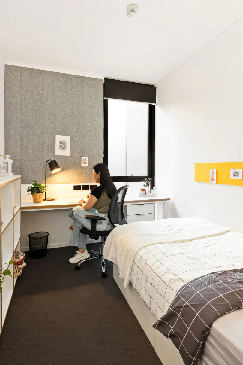 central-sydney-U18 6 Bedroom Female