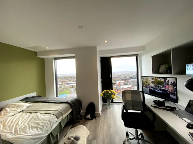 Ultra Studio room image 1