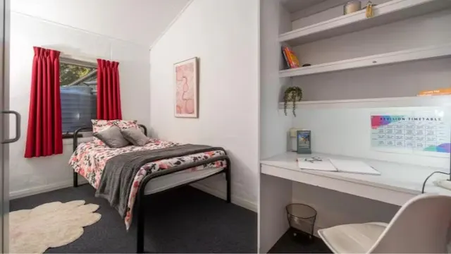 Multi-Share Unit room image 1