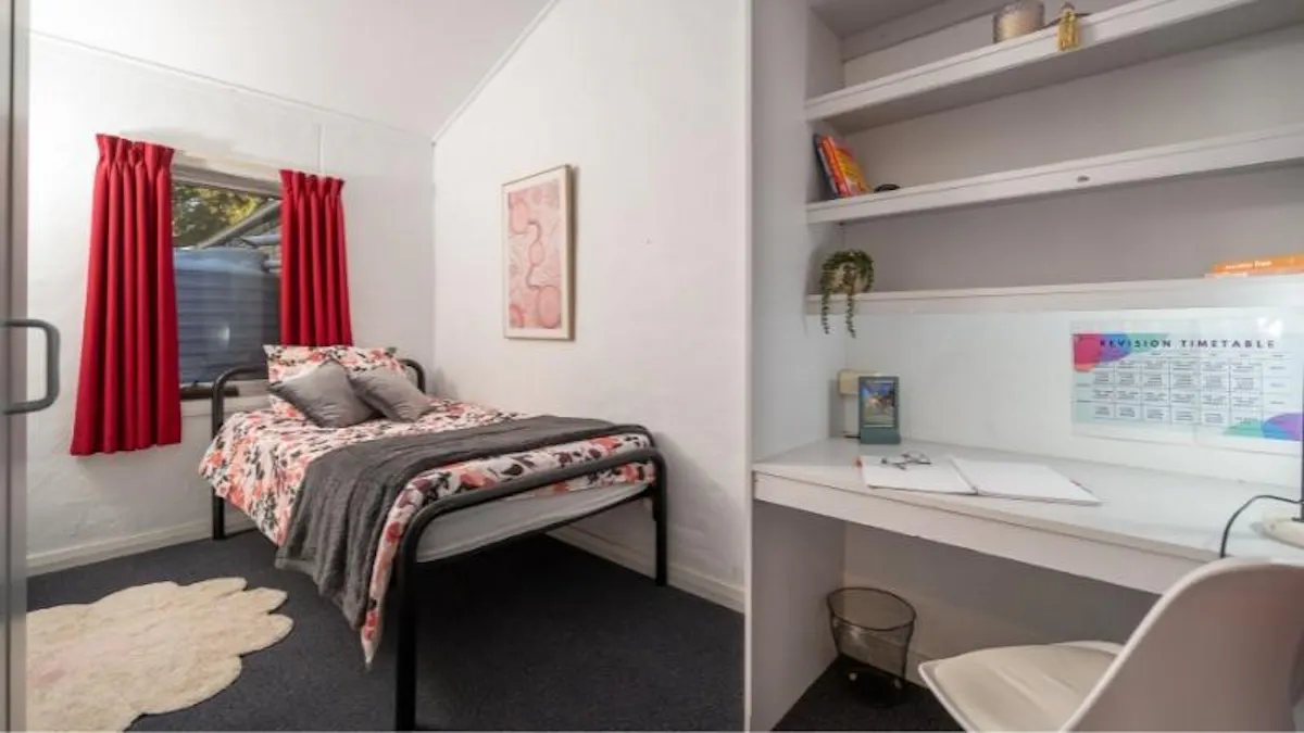 Single Room - Multishare ROOM