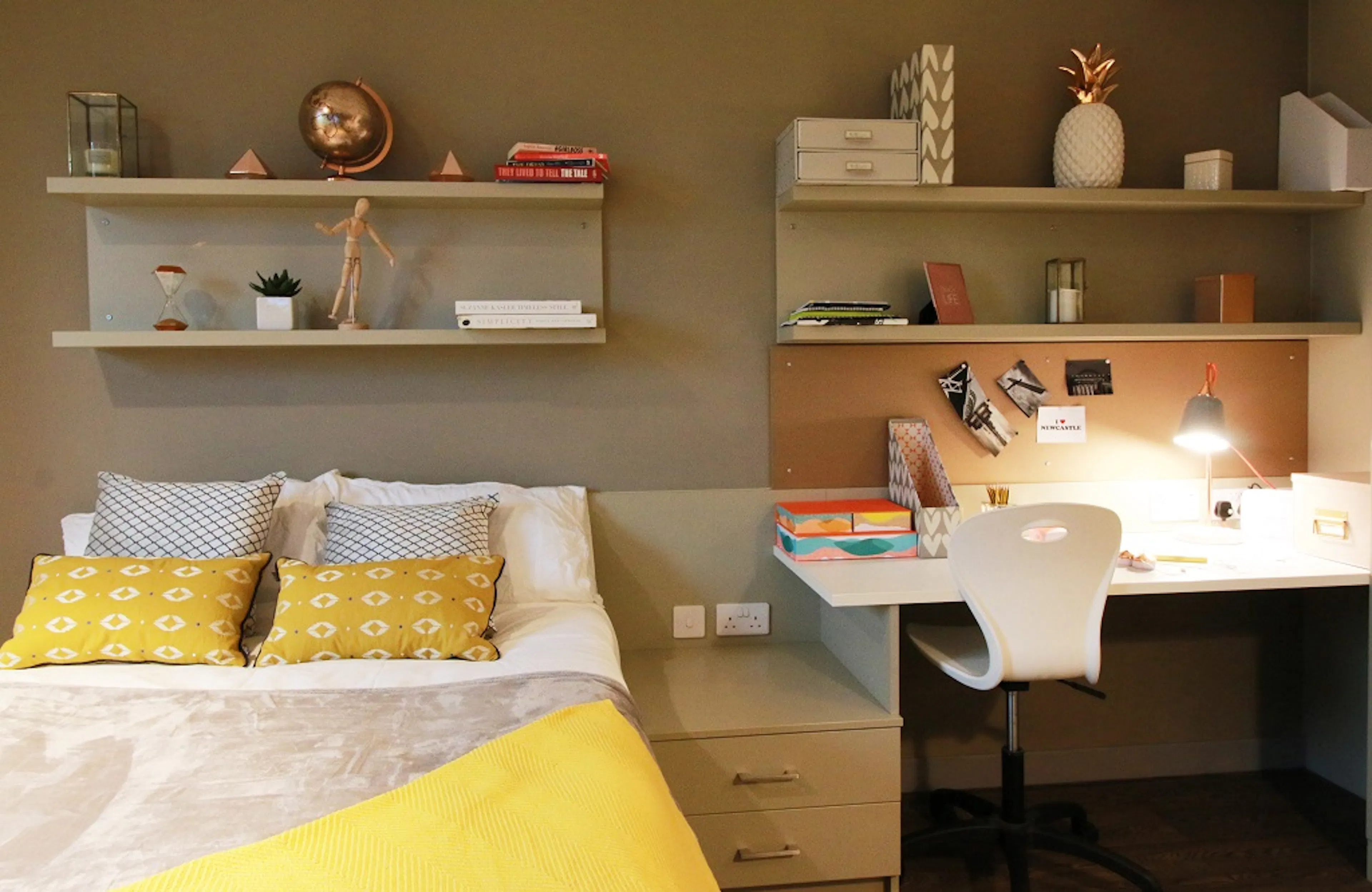 ROOM ROOM 2