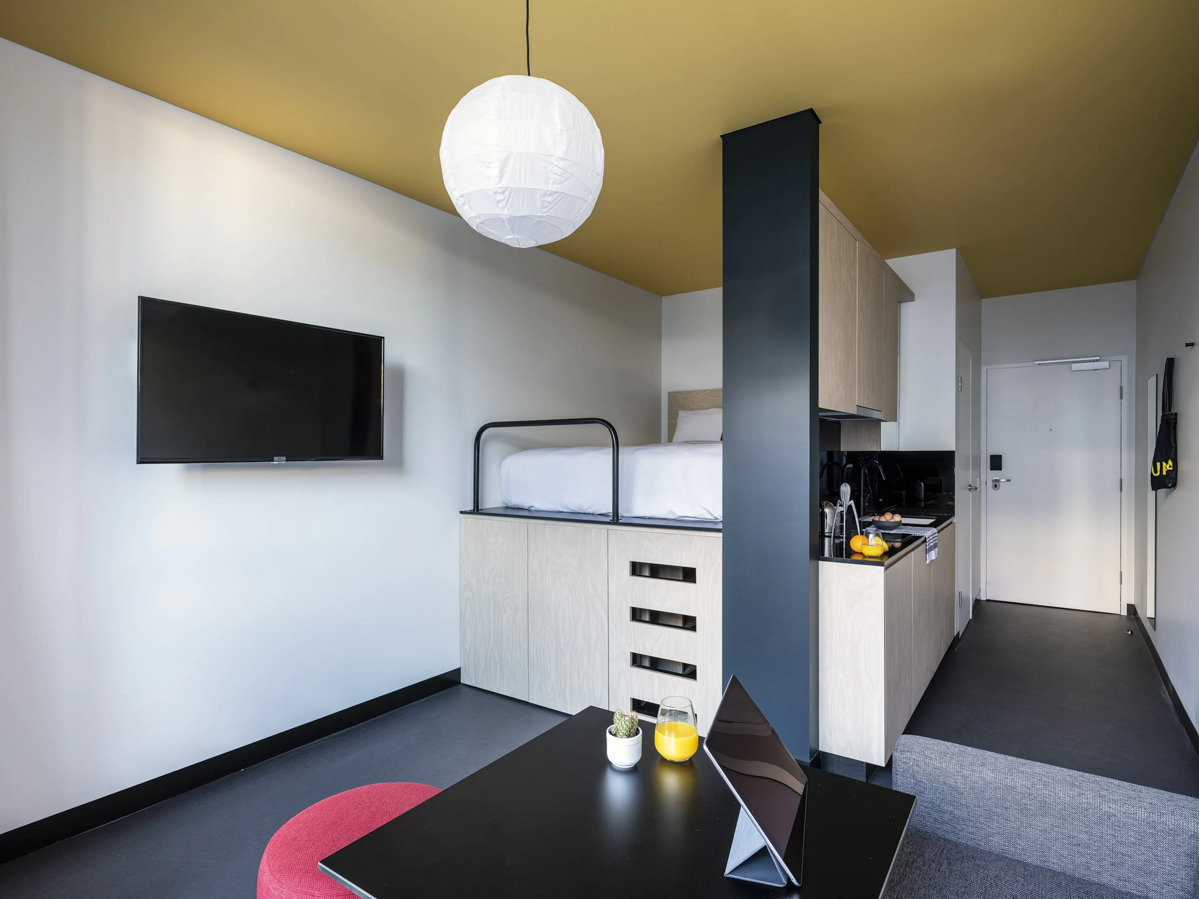 Studio KITCHEN 1