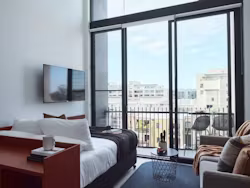 uko-alexandria-sydney-Studio