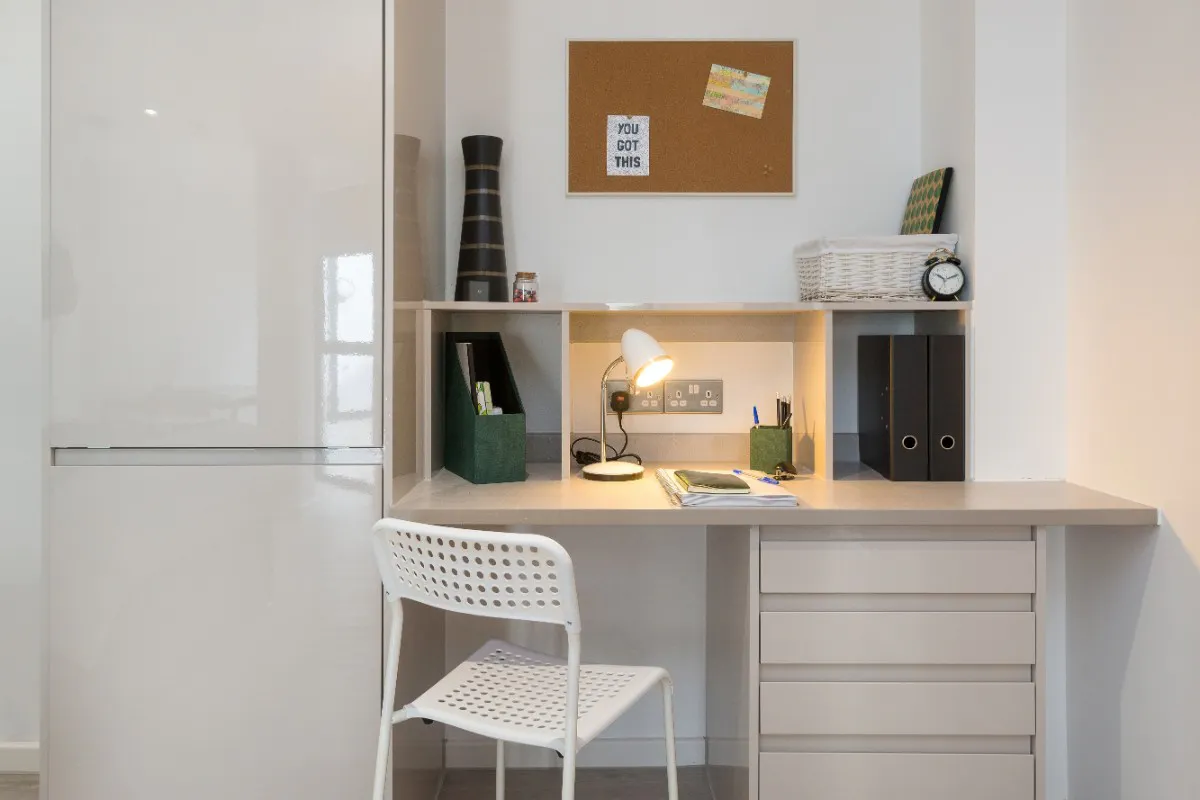ROOM ROOM 3