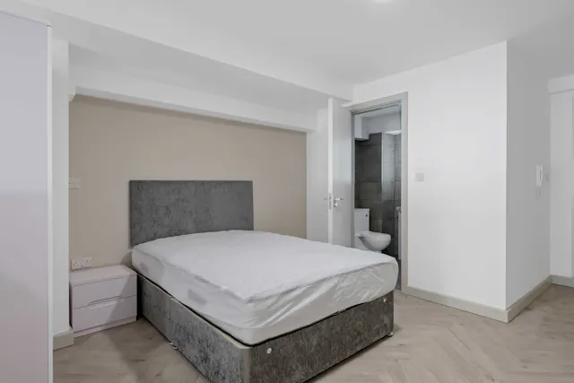 Premium Studio room image 1