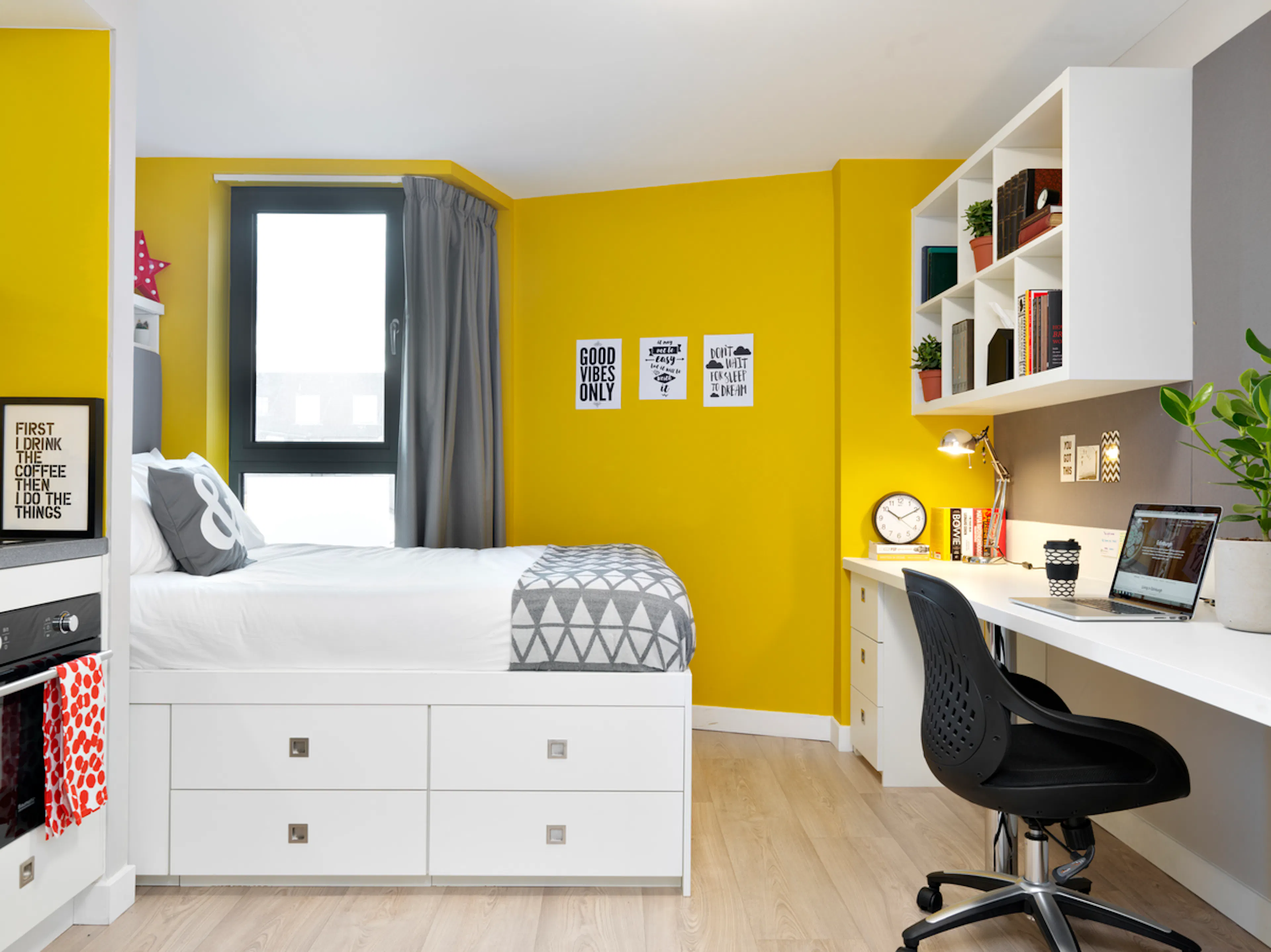 Wallace Studio ROOM 1
