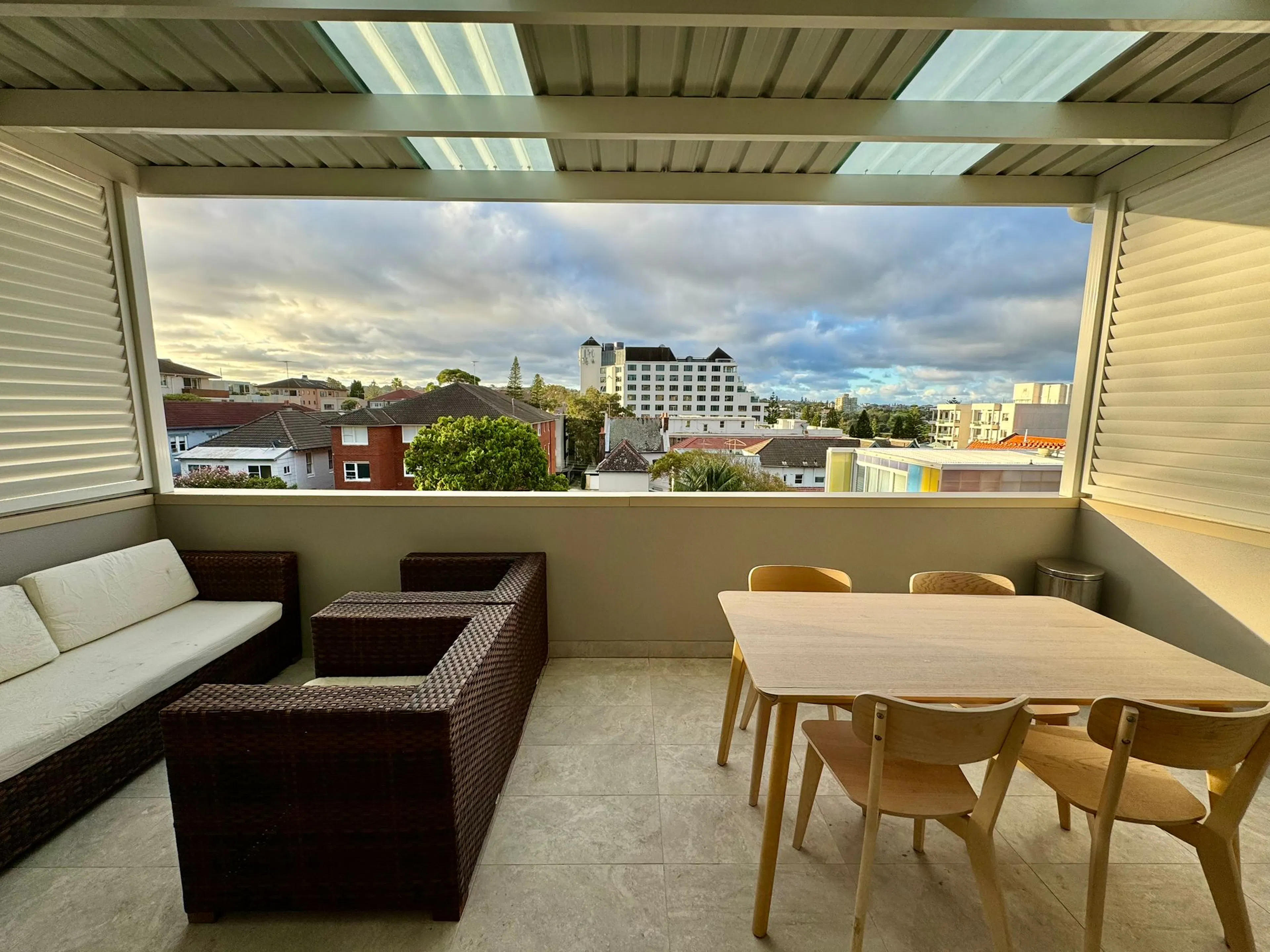 2 Bedroom 1 Bathroom Apartment COMMON_AREA 3