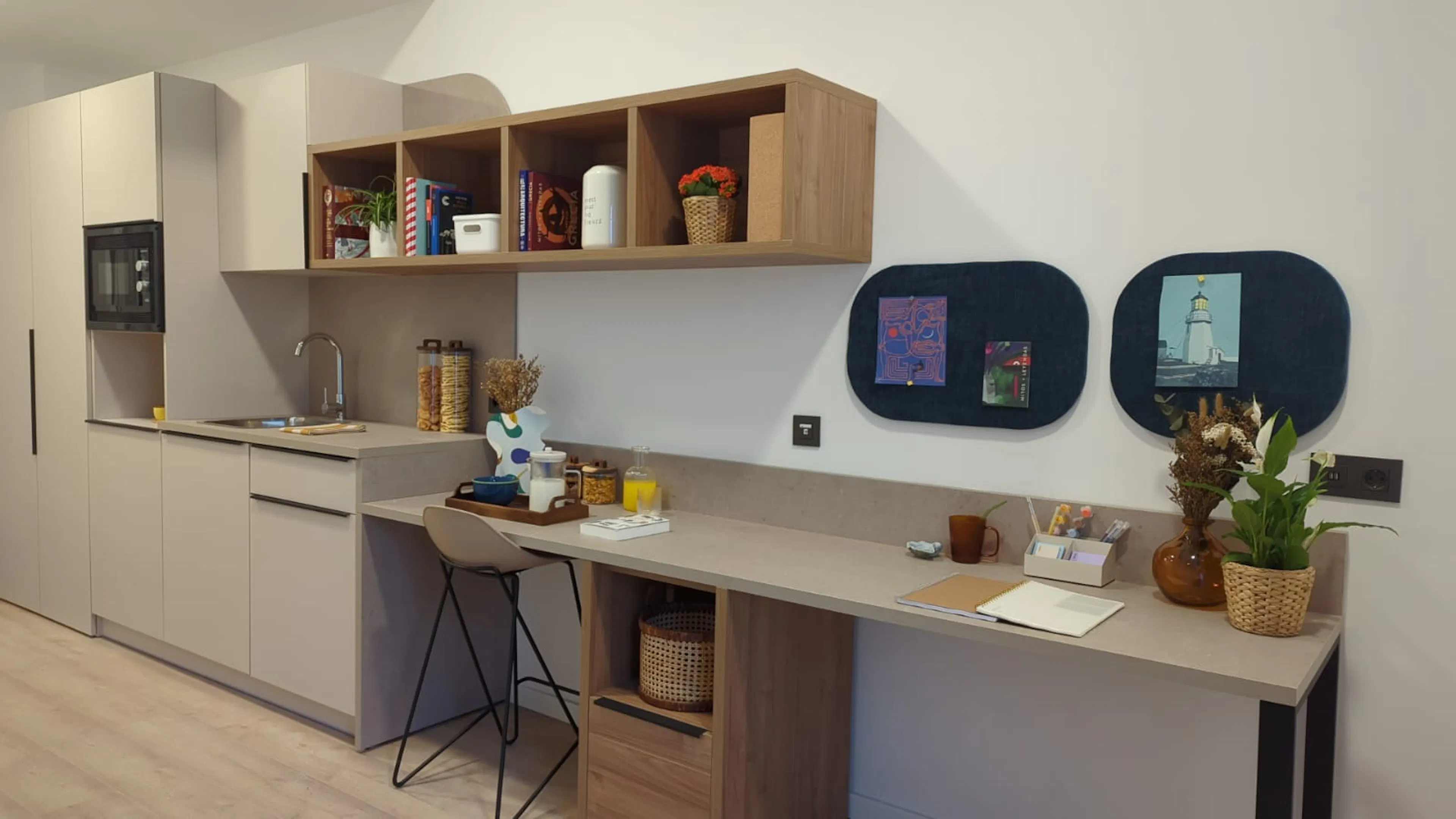 Twin Room KITCHEN 1