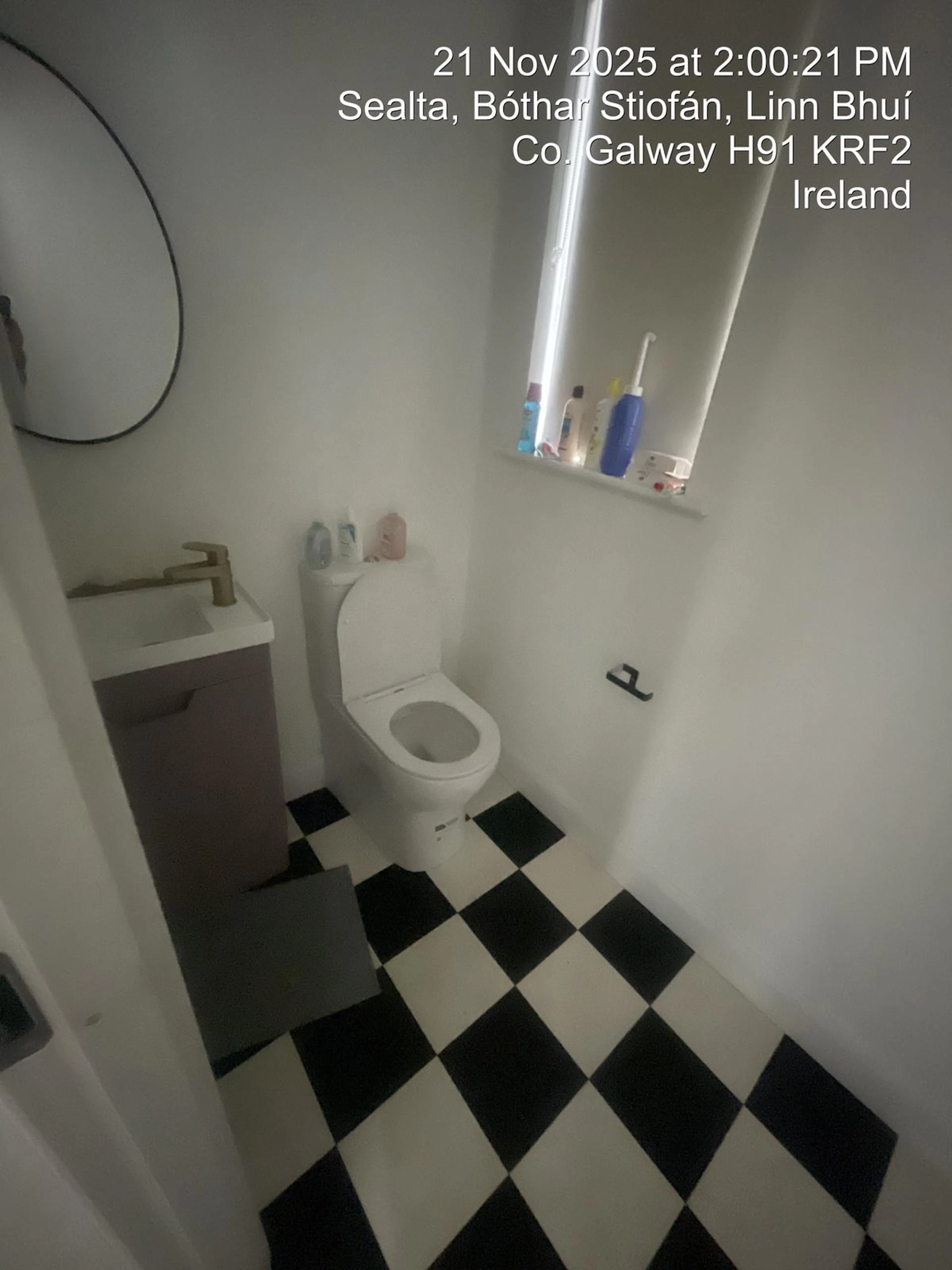BATHROOM BATHROOM 4