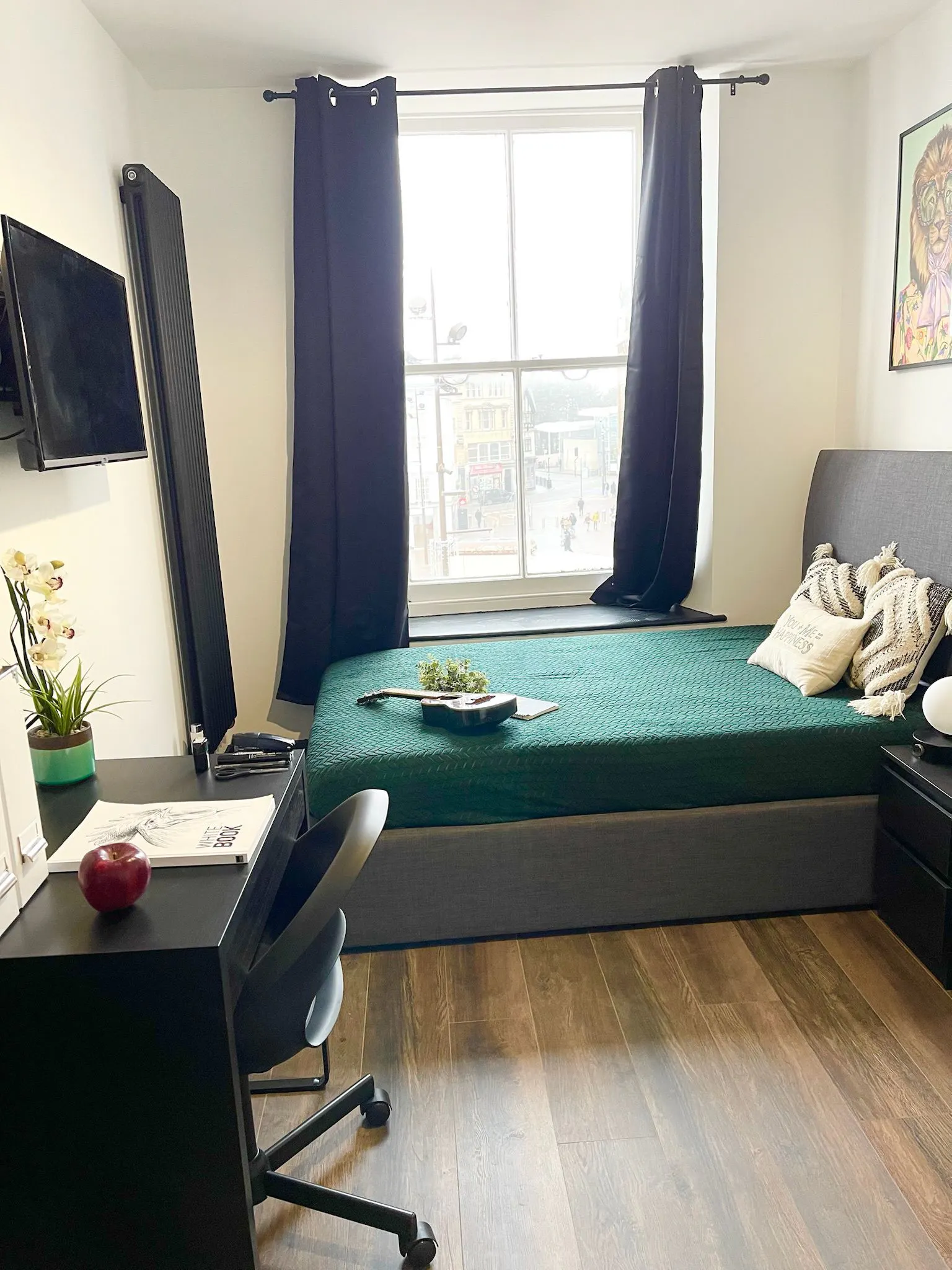 ROOM ROOM 2