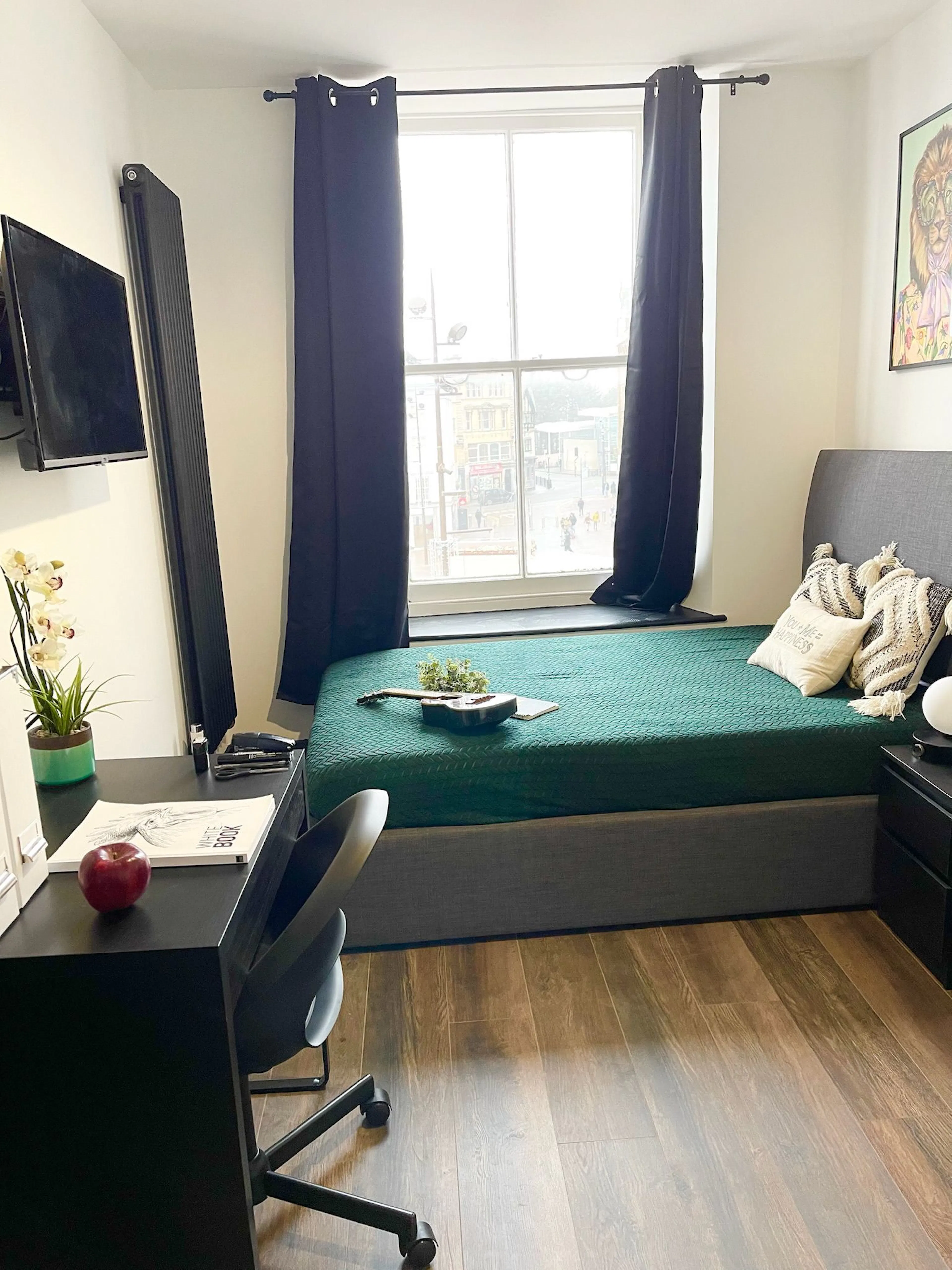 ROOM ROOM 2