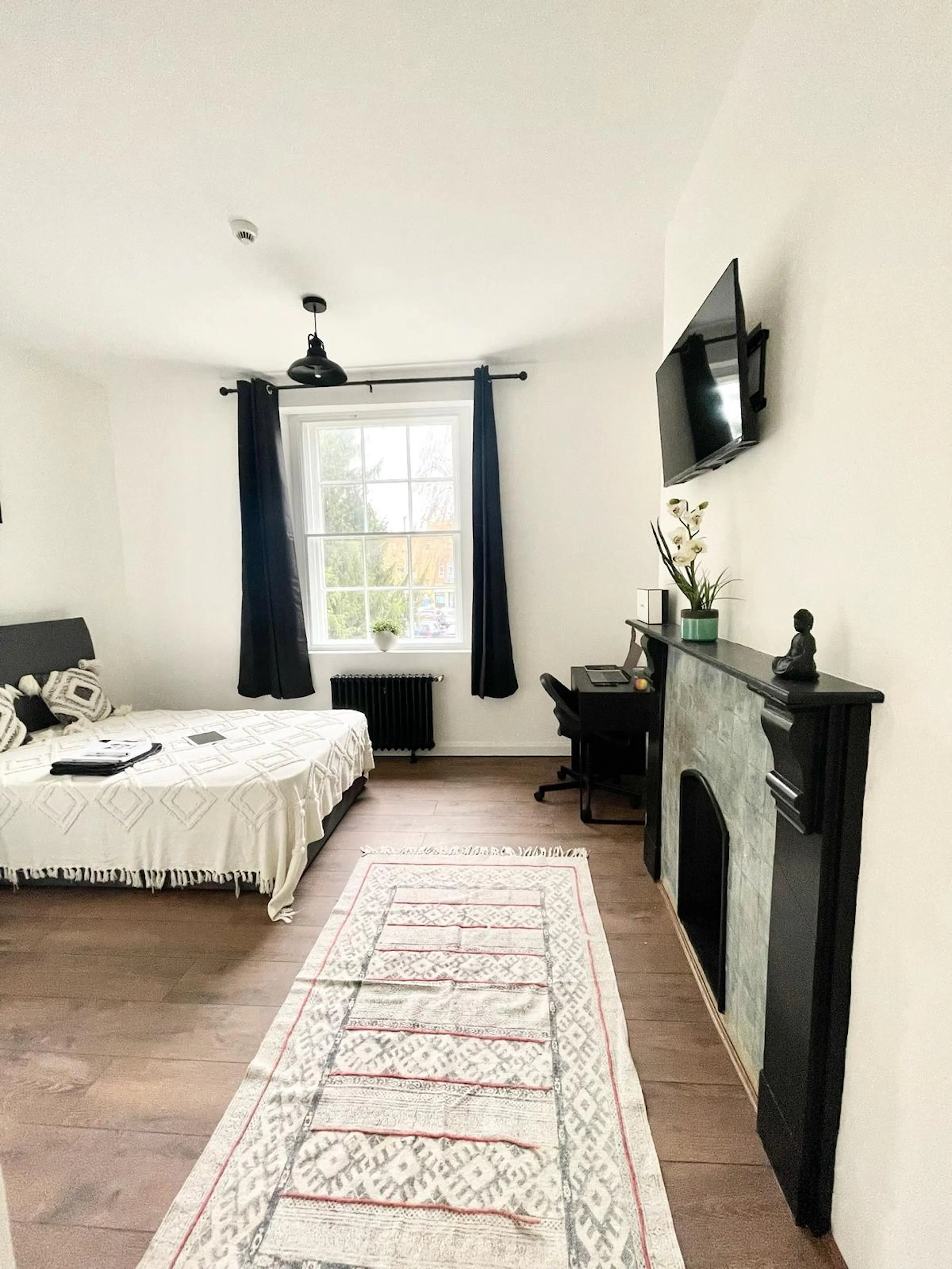ROOM ROOM 2