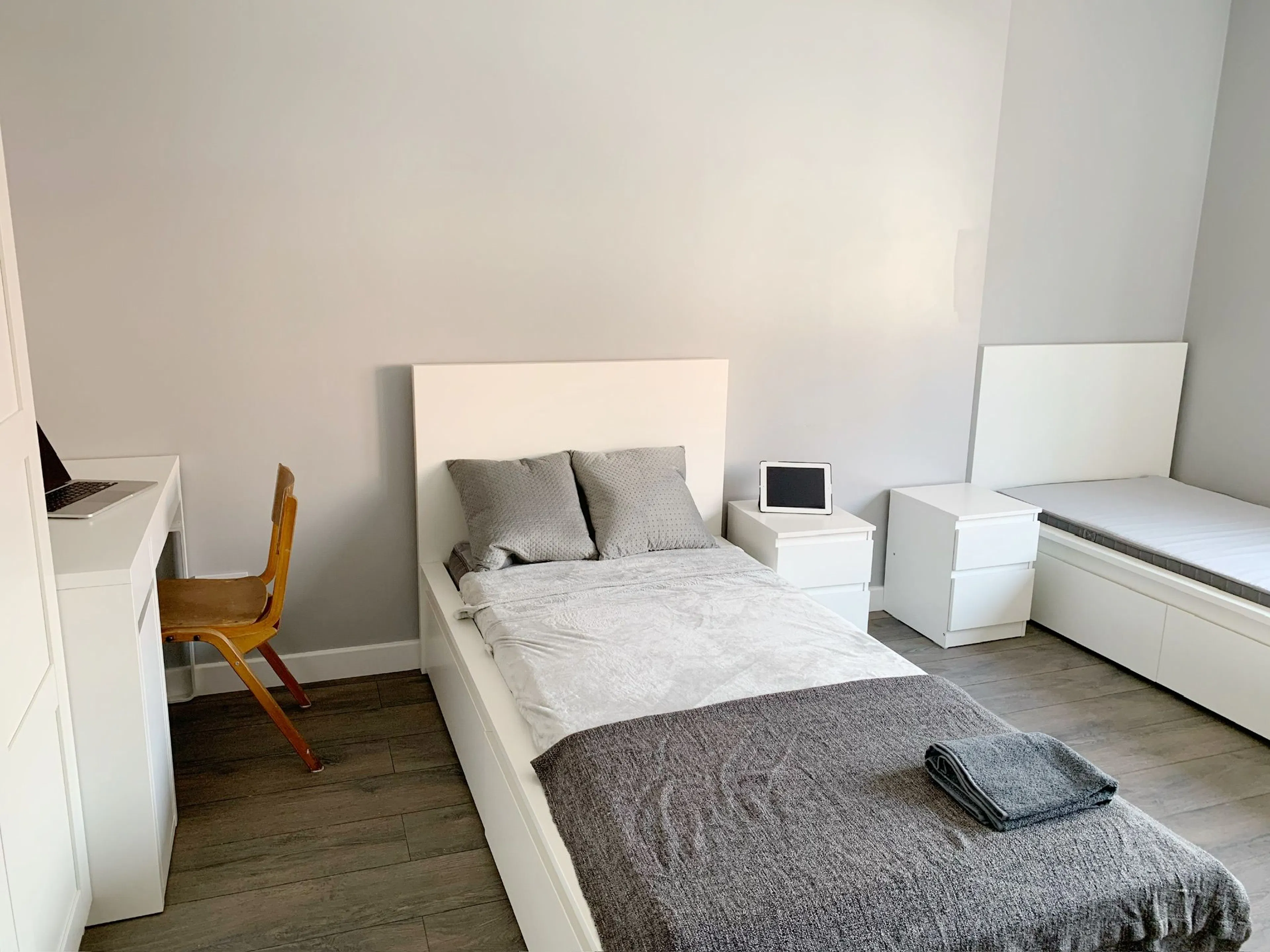 ROOM ROOM 2