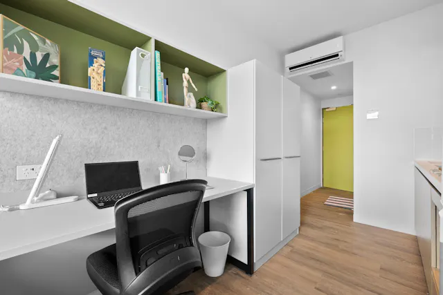 Studio Premium - Low Floor room image 1