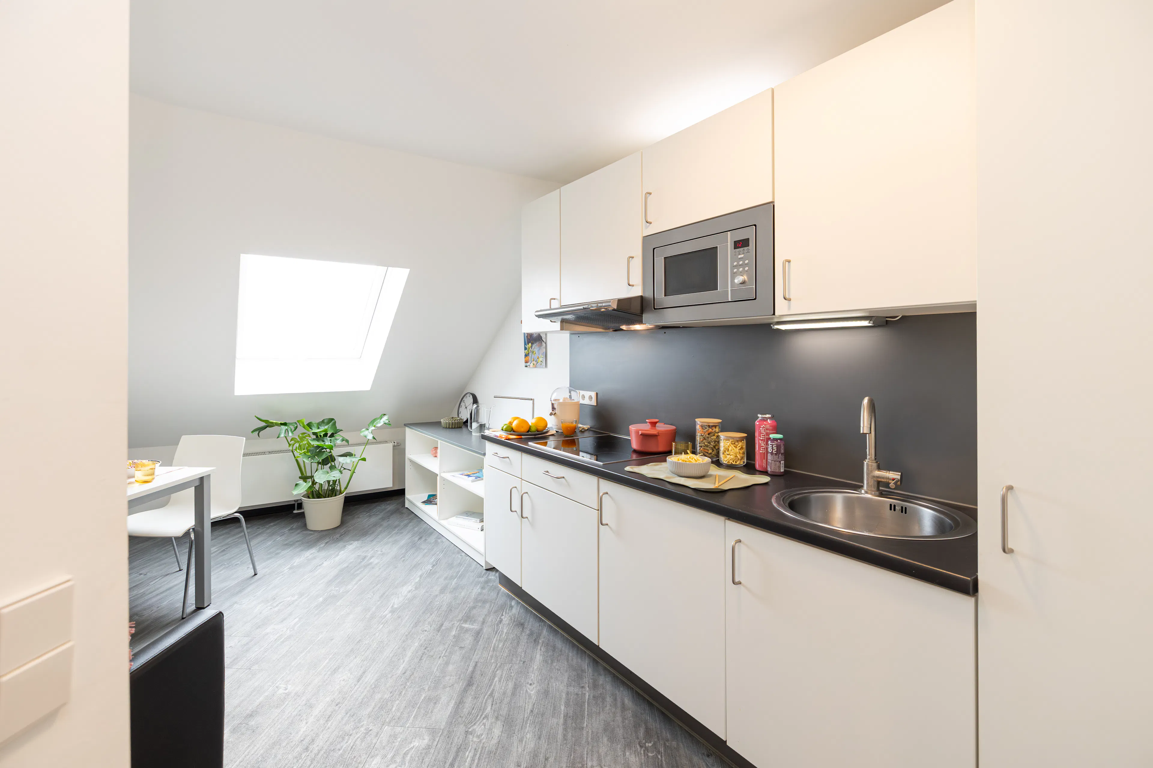 Studio XL WG Gold KITCHEN 4