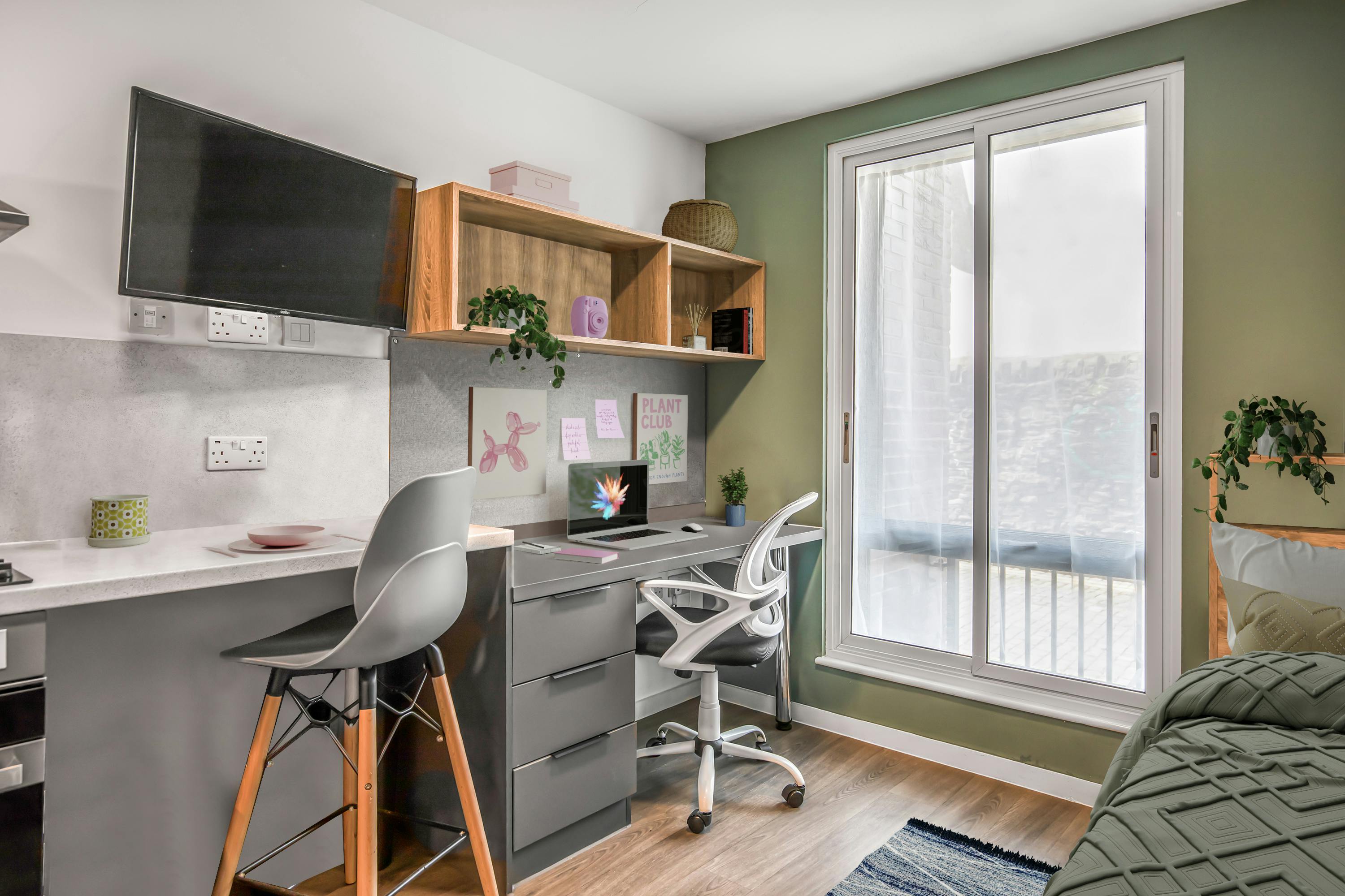 Gold Studio Penthouse XL
