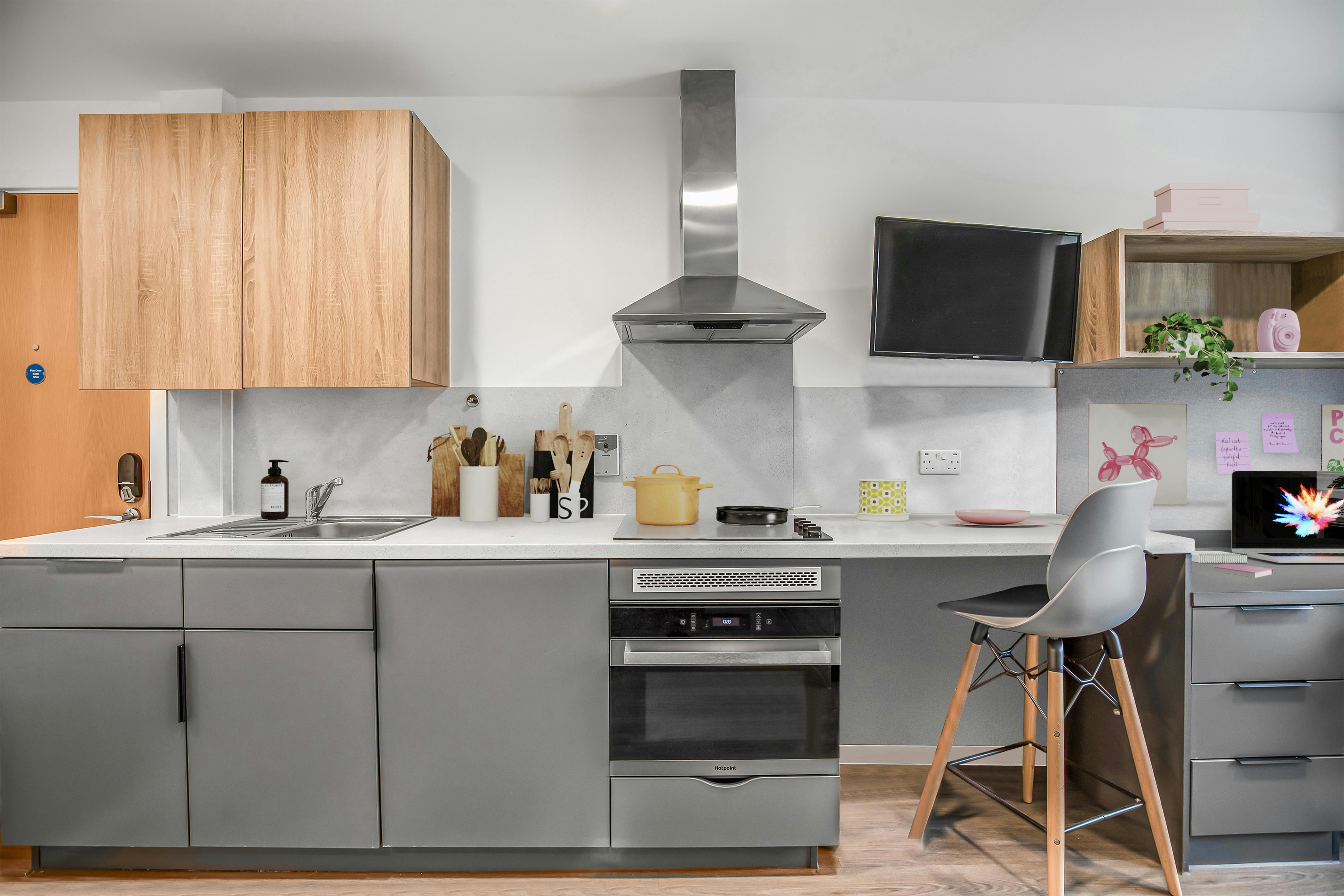 Gold Studio Penthouse XL