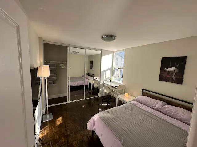 Silver Plus Room room image 2