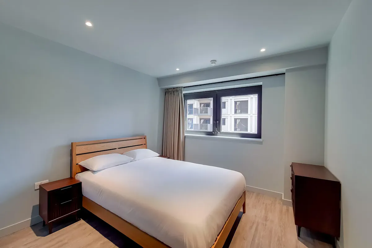 ROOM ROOM