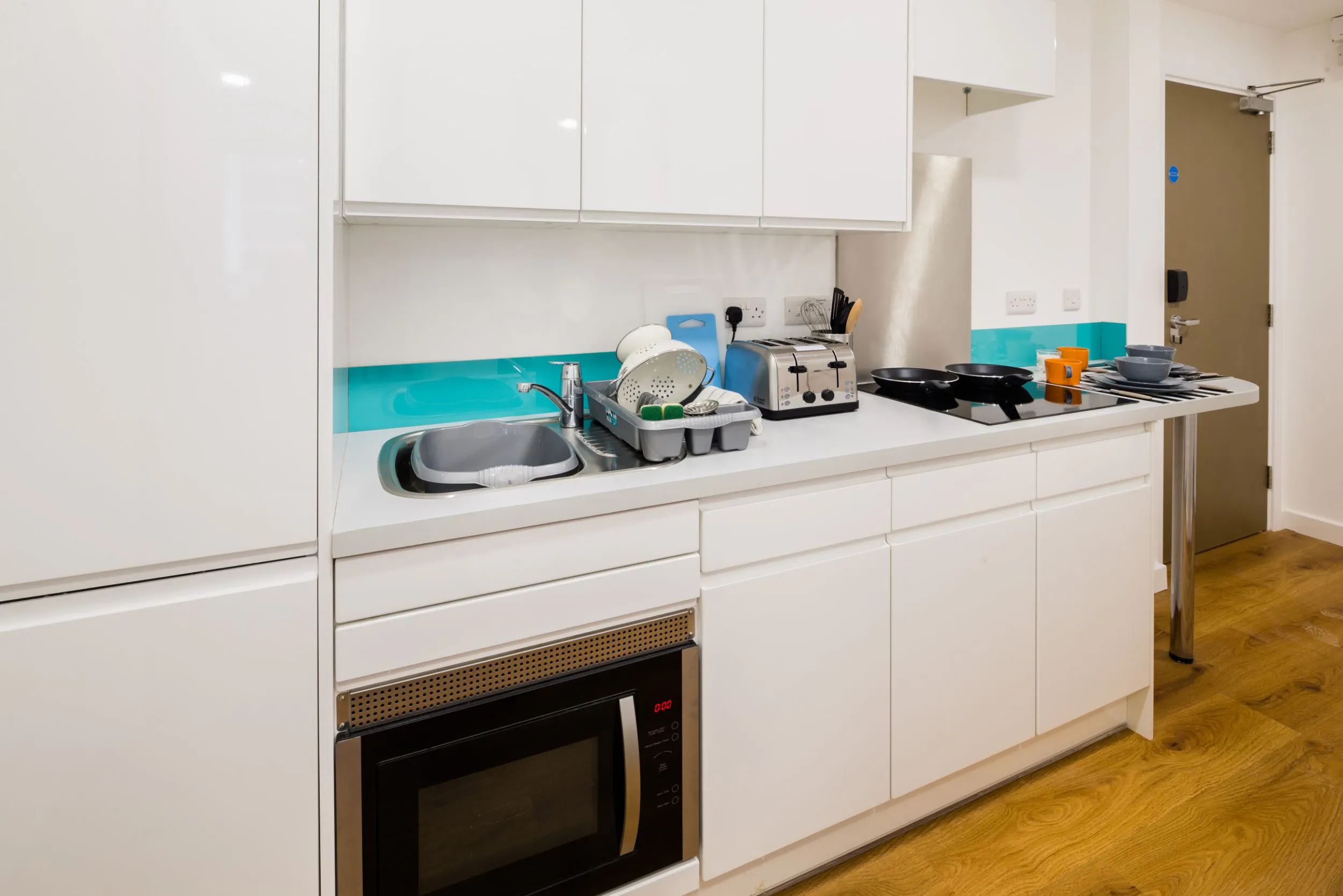 Three Bed Apartment KITCHEN 1