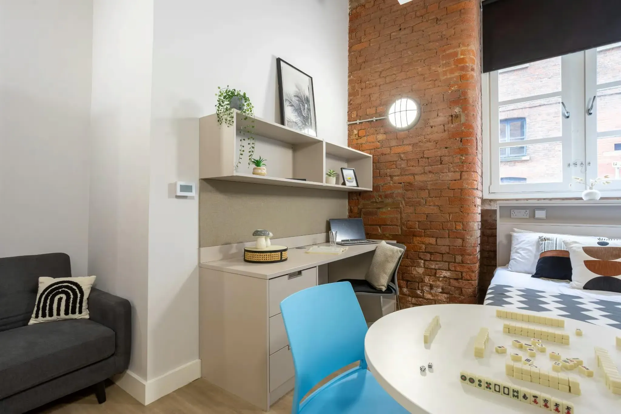 Bronze Studio