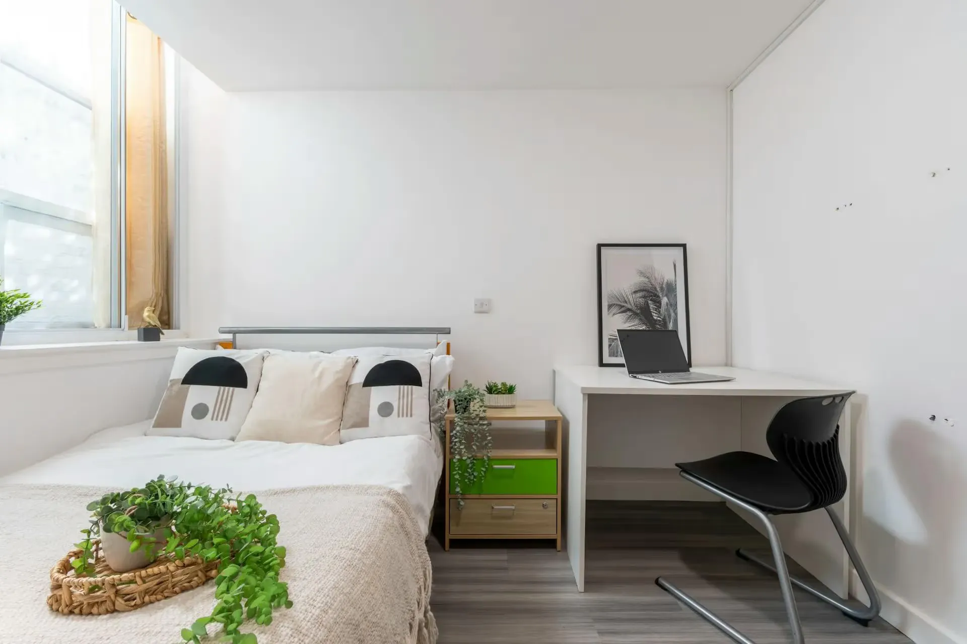 Gold Non Ensuite