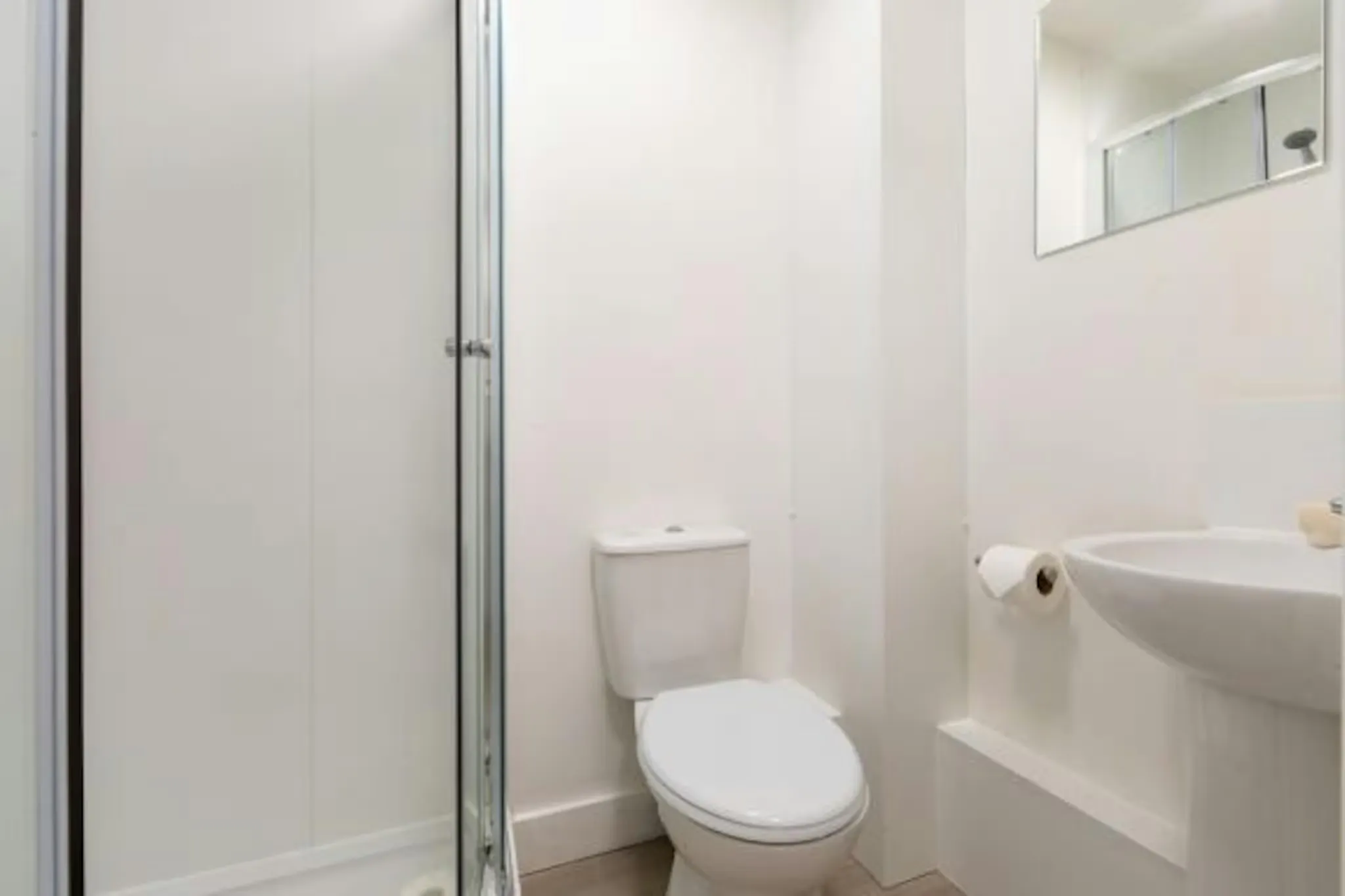 Silver Ensuite