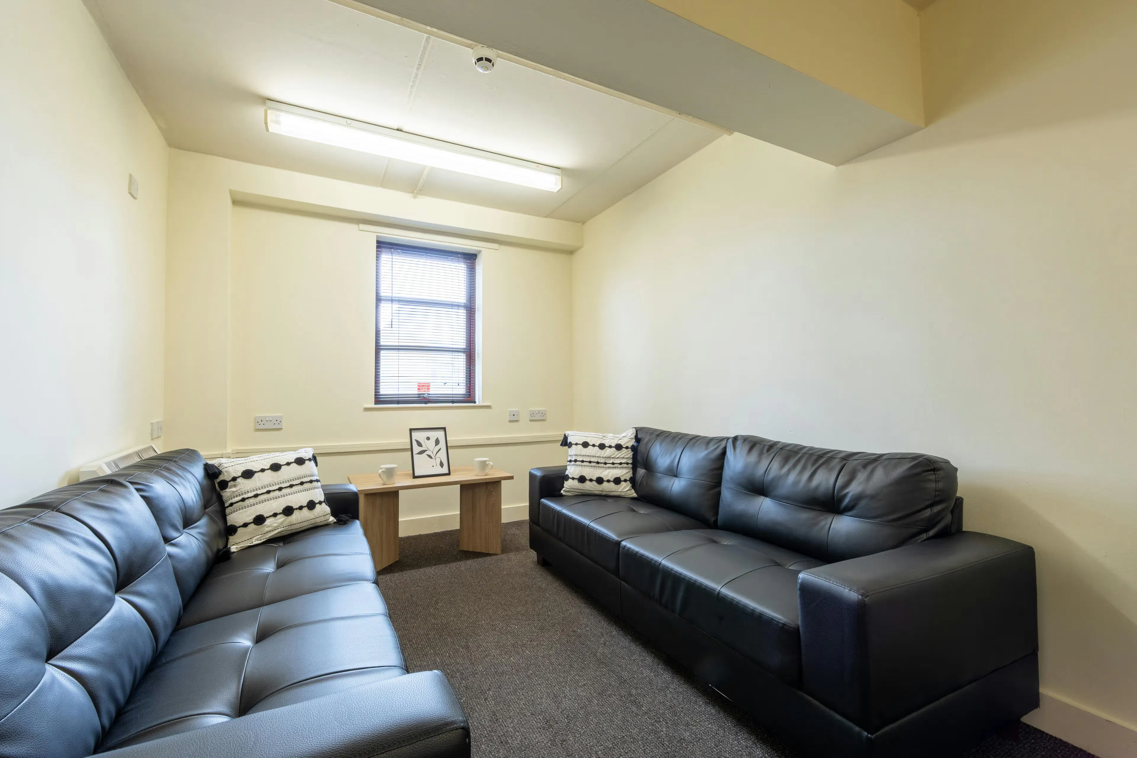 Bronze Plus Non Ensuite - Shared Lounge