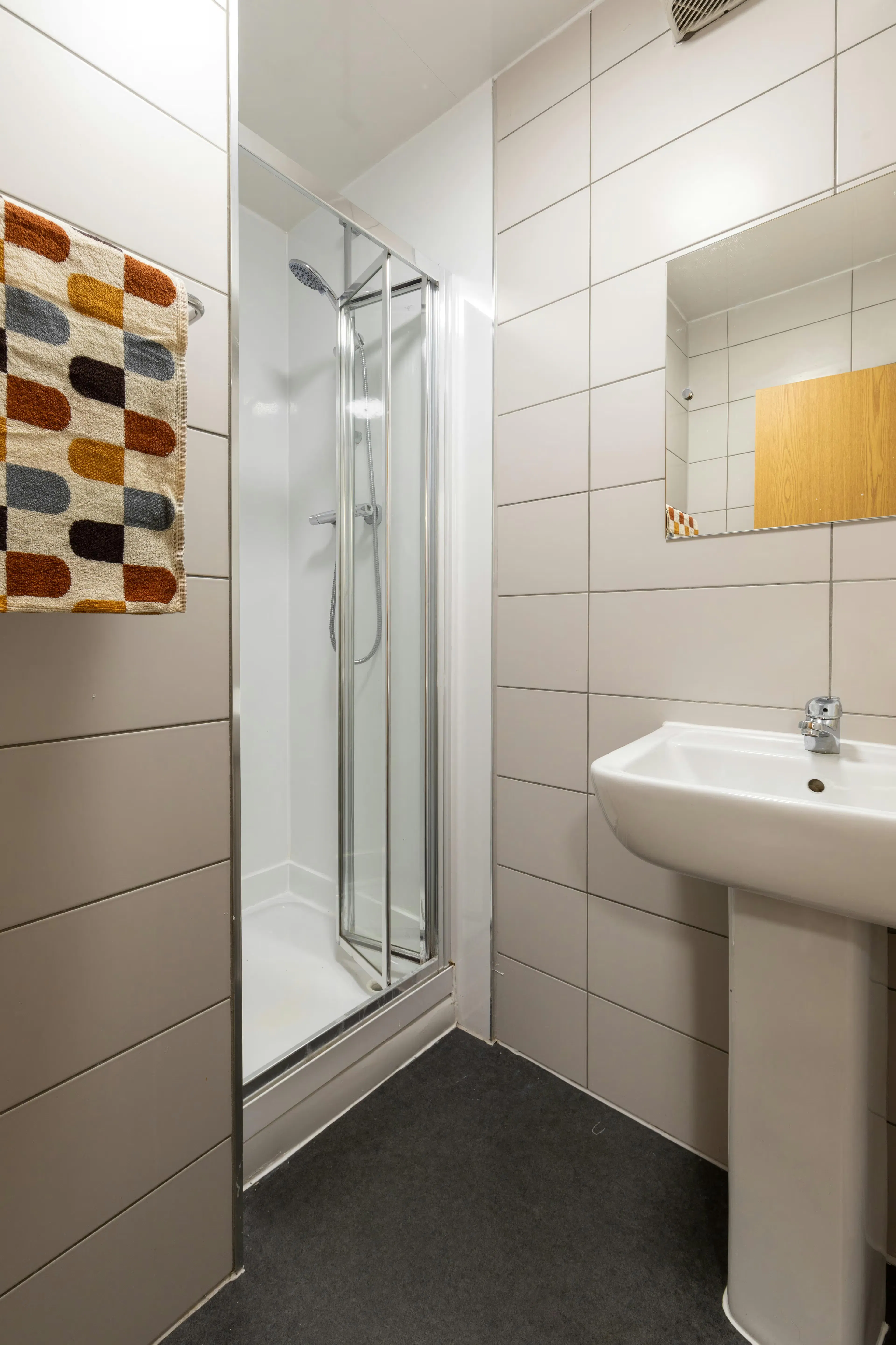 Silver Non Ensuite - Medium