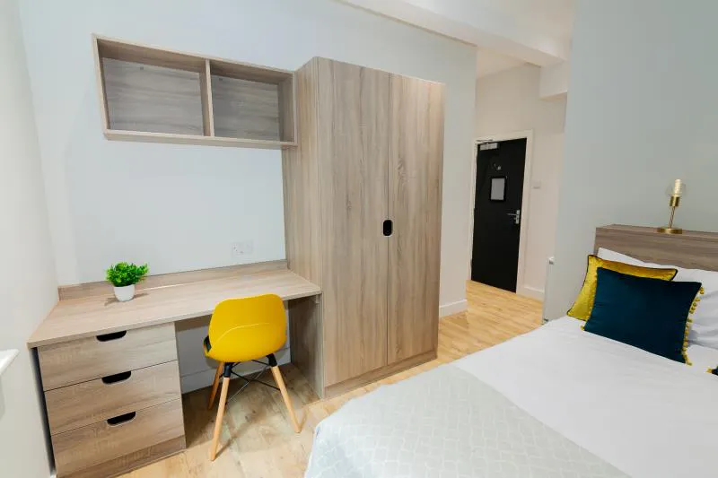 ROOM ROOM 2