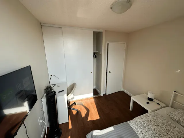 Silver Plus room image 3