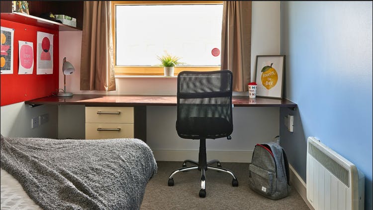 Accessible Classic En-suite