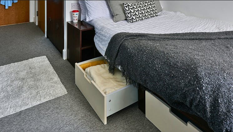 Accessible Classic En-suite