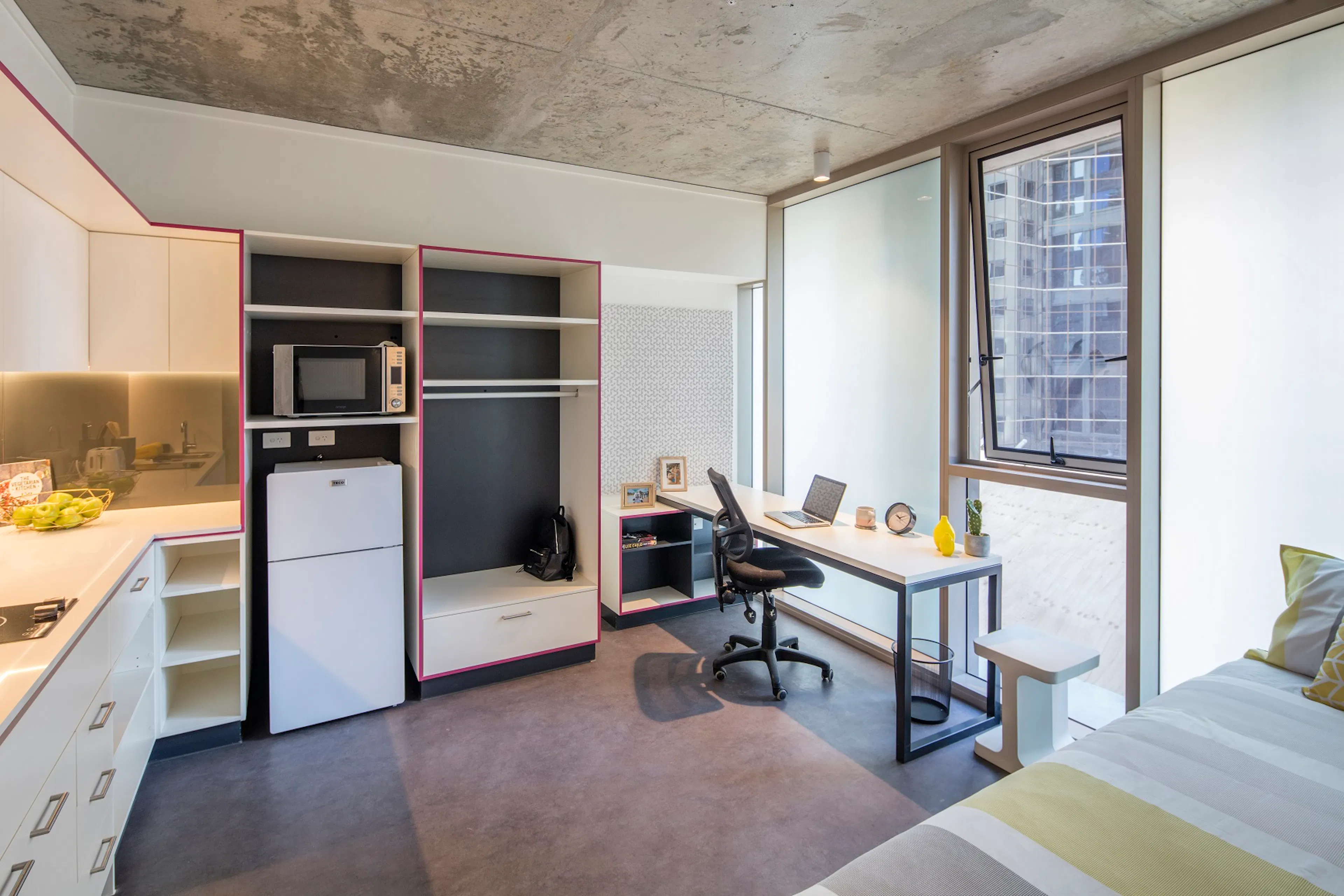 Double (Adaptable) Studio ROOM 4