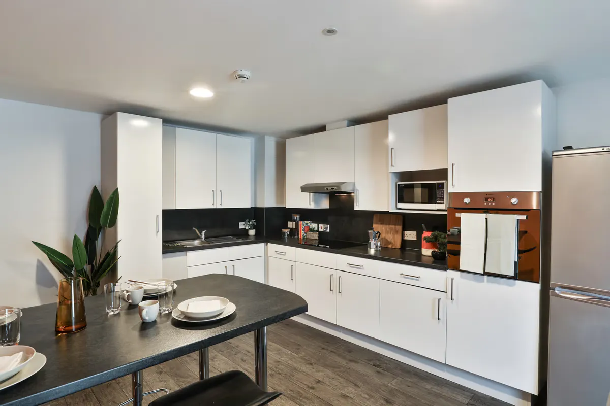 Classic Bigger 2 Bed Apartment