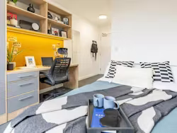 globe-works-birmingham-Classic Ensuite