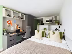 the-edge-1-belfast-Accessible Studio